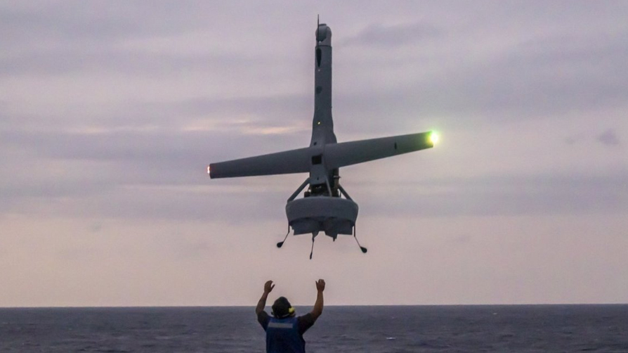 Komşunun planı çöp oldu! V-BAT denize çakıldı