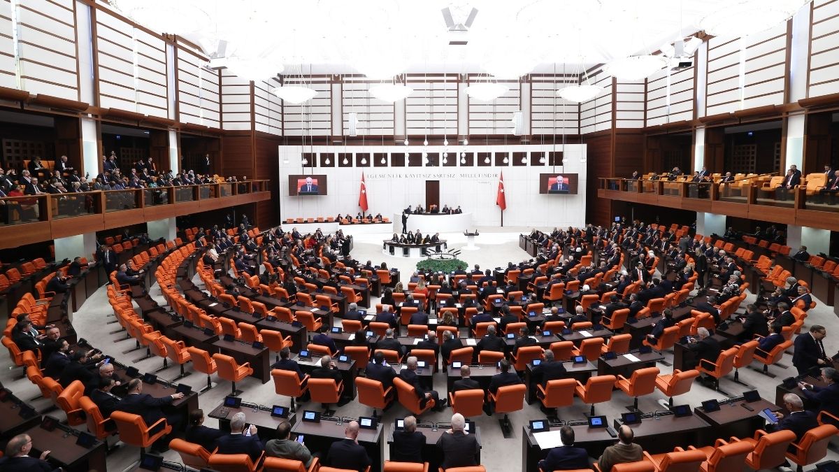 Meclis'in yasama karnesi belli oldu! 16 yılda 494 kanun yasalaştı