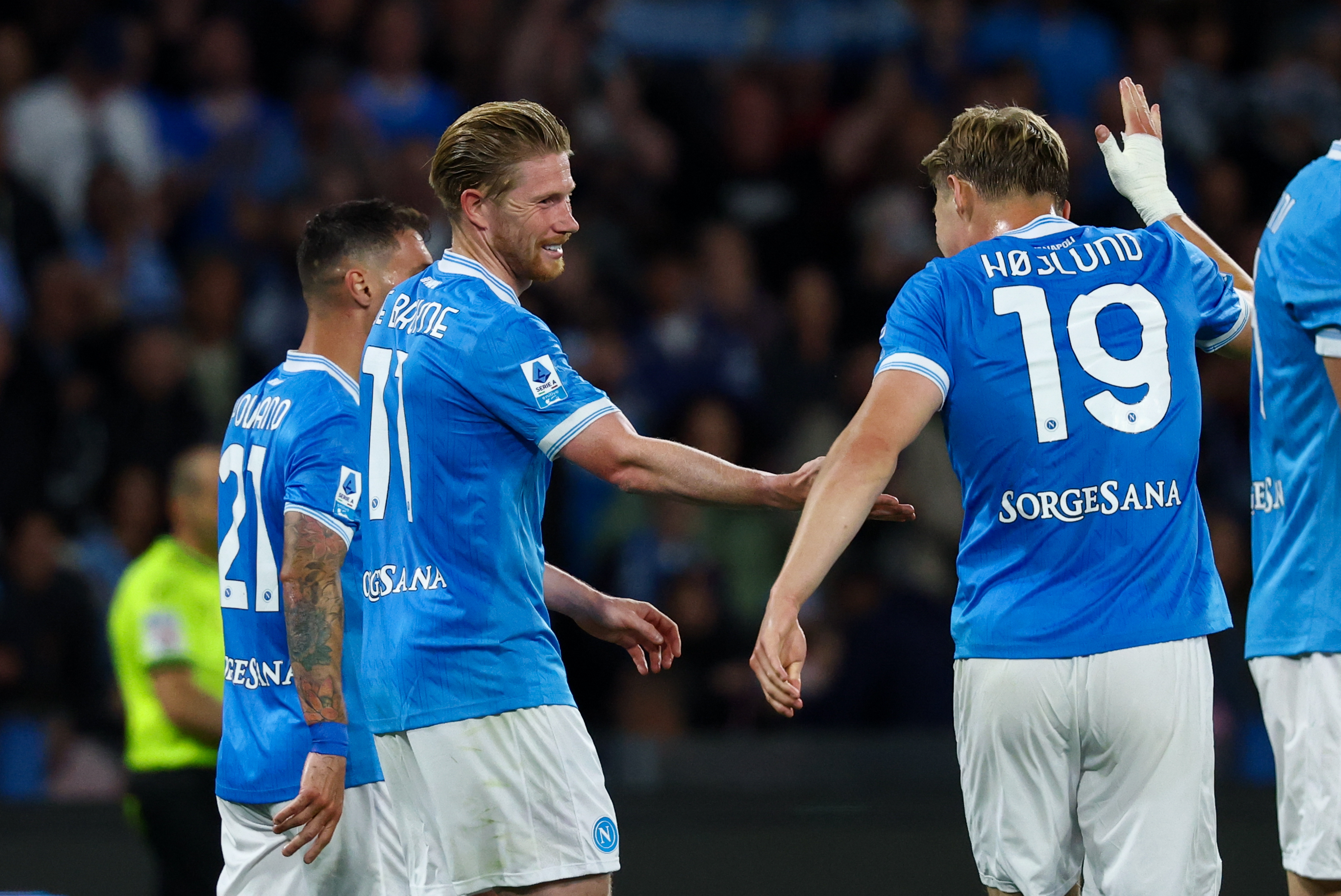 Napoli, 3 puanı 4 golle aldı