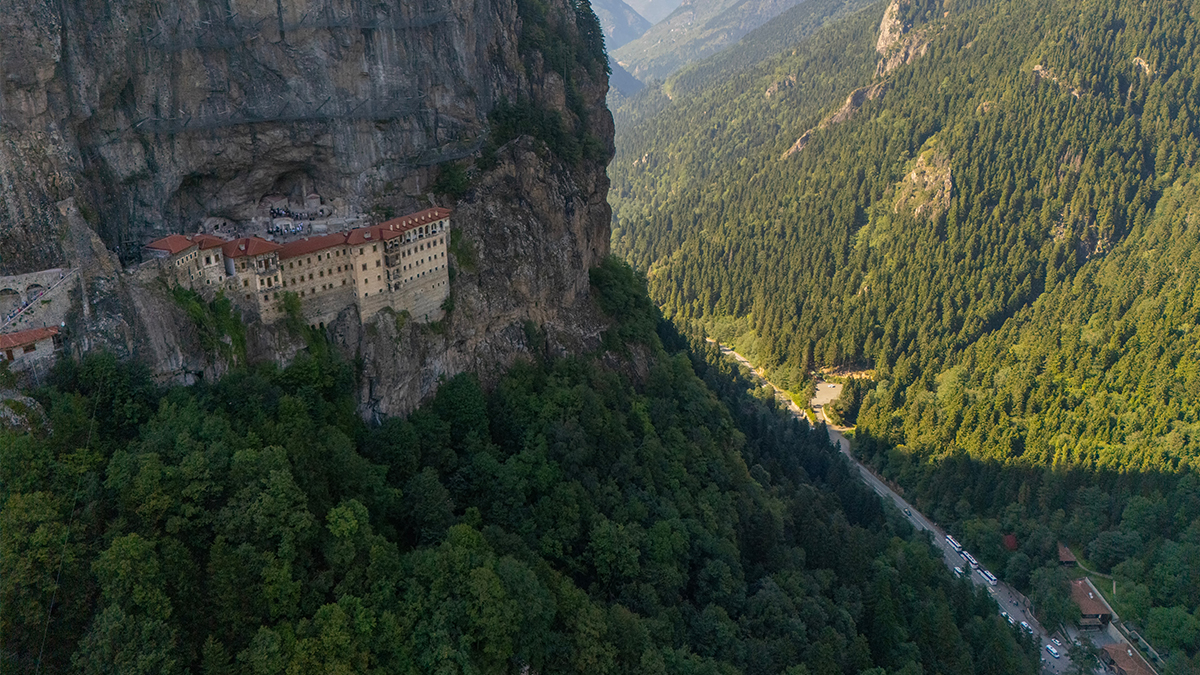 Sümela Manastırı'nda bilimsel inceleme başlatıldı: Lidar uçuşları ile arazi taranacak