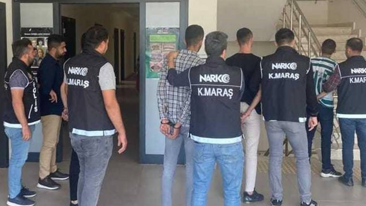 Zehir tacirlerine eş zamanlı baskın: Çok sayıda şüpheli tutuklandı