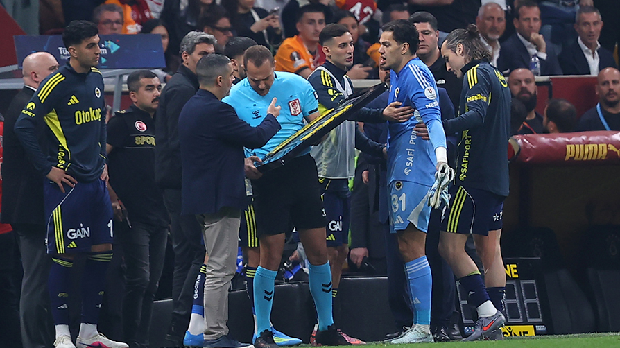 Derbinin faturası ağır oldu! 4 futbolcu cezalı duruma düştü