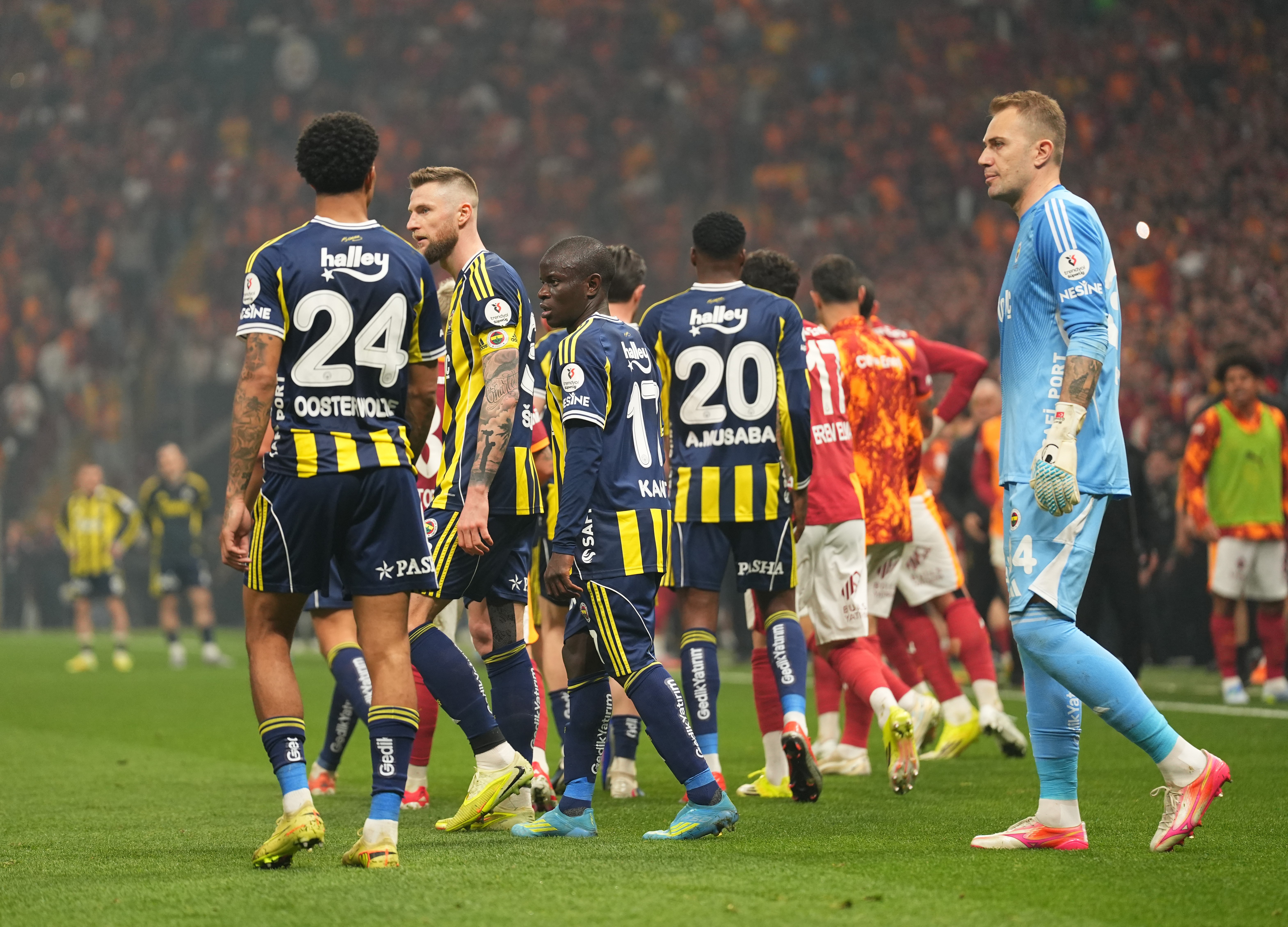 Fenerbahçe, bu sezon ilk kez derbi kaybetti