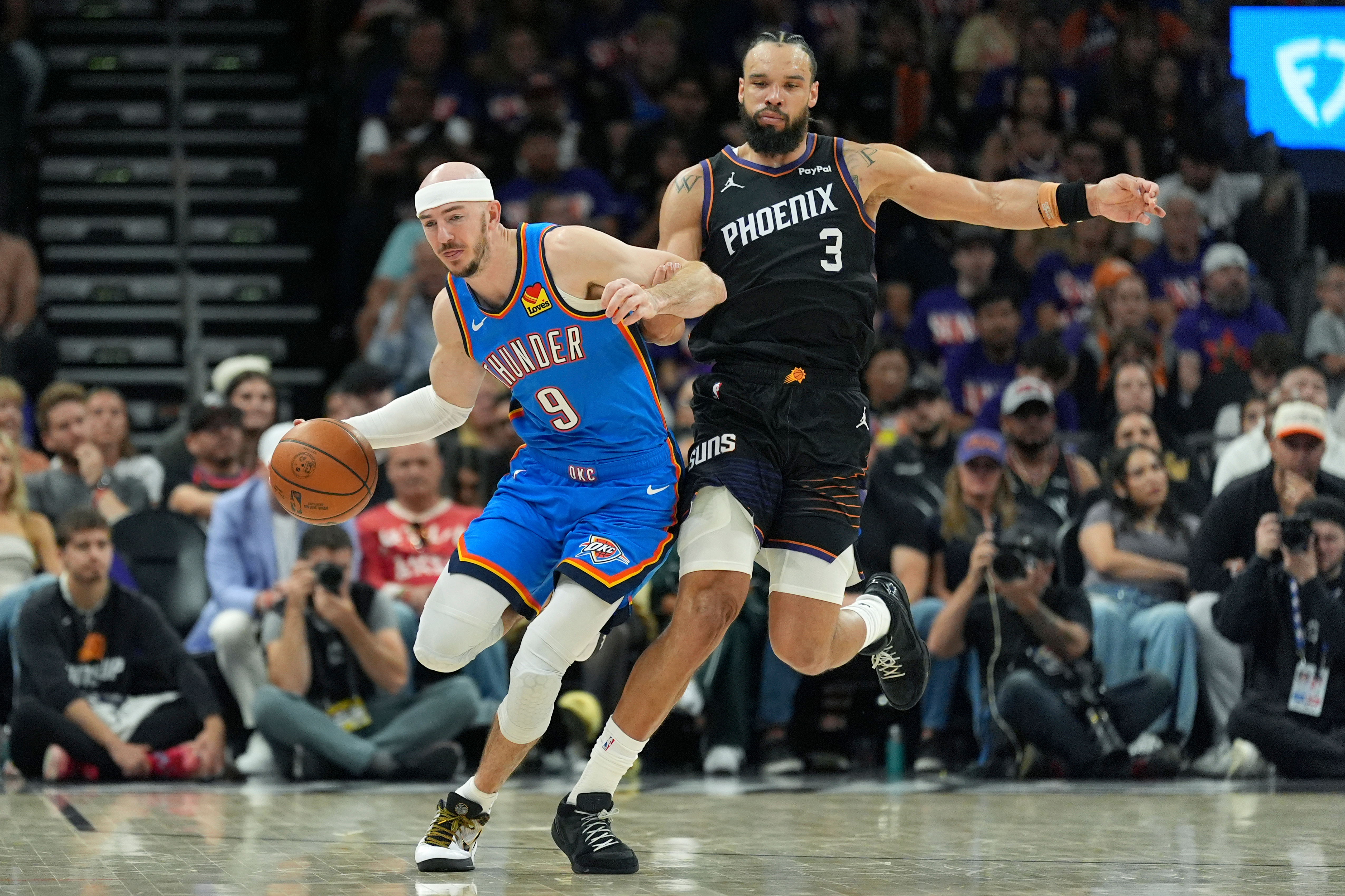Oklahoma City Thunder, Phoenix Suns'ı yenerek seriyi 3-0 yaptı