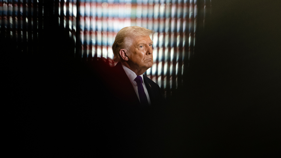 Trump'tan Tahran'a yeşil ışık: Görüşmek isterlerse arayabilirler