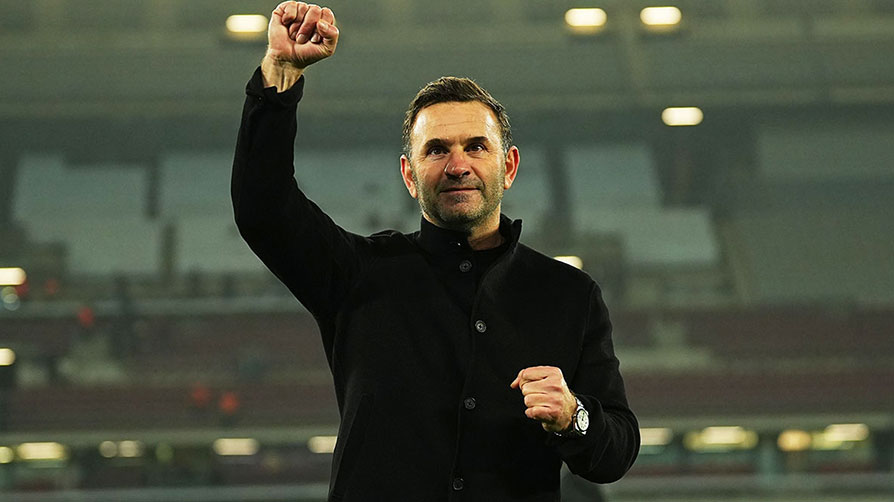 Rakipleriyle farkı açıyor! Okan Buruk Galatasaray'da tarih yazıyor