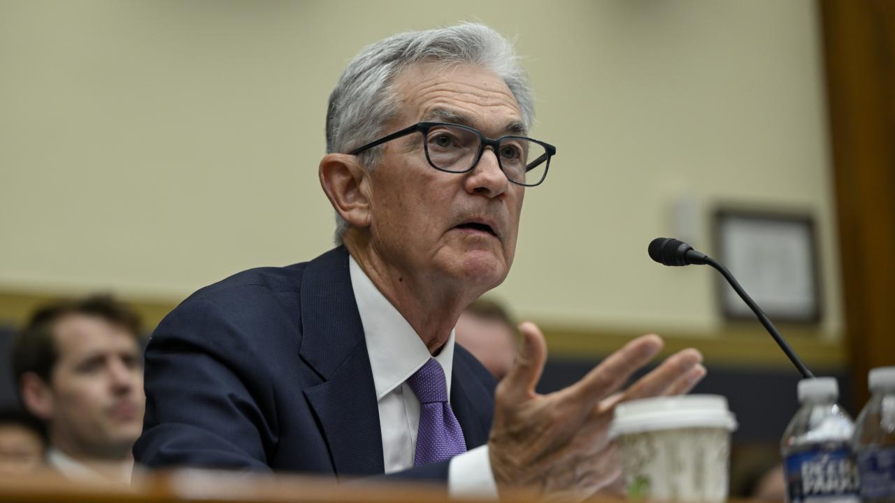 Fed'de bekle-gör dönemi: Powell son mesajını verdi