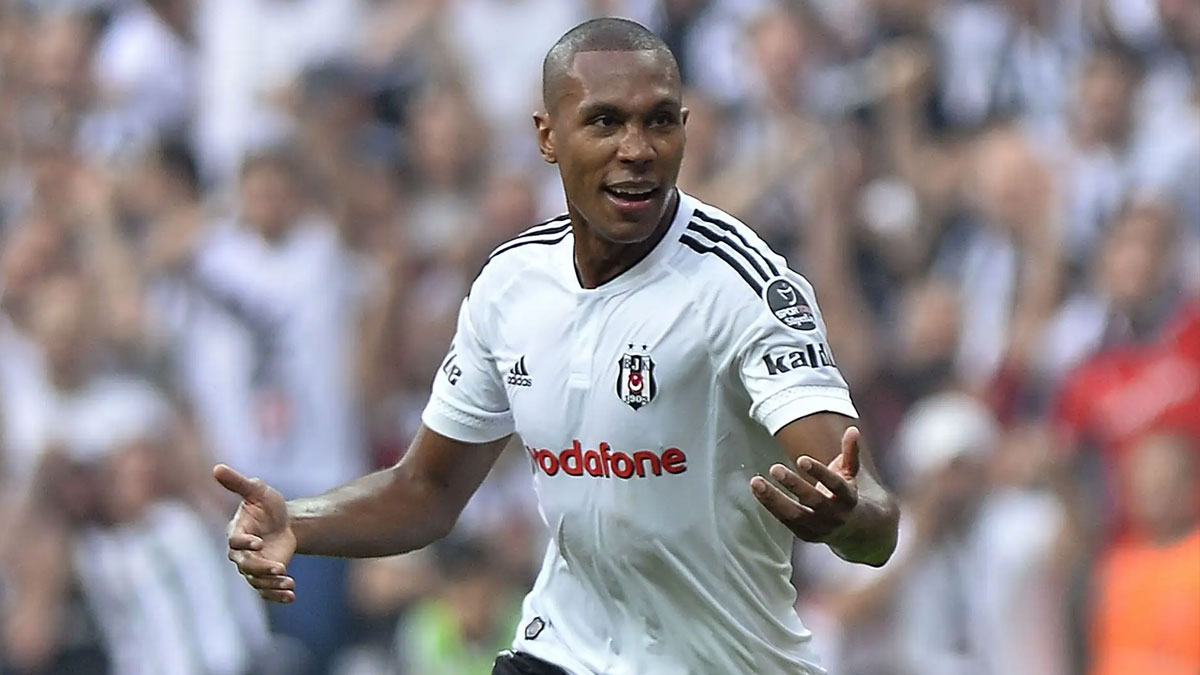Marcelo Guedes: Umarım Beşiktaş yeni sezonda Süper Lig'i kazanır