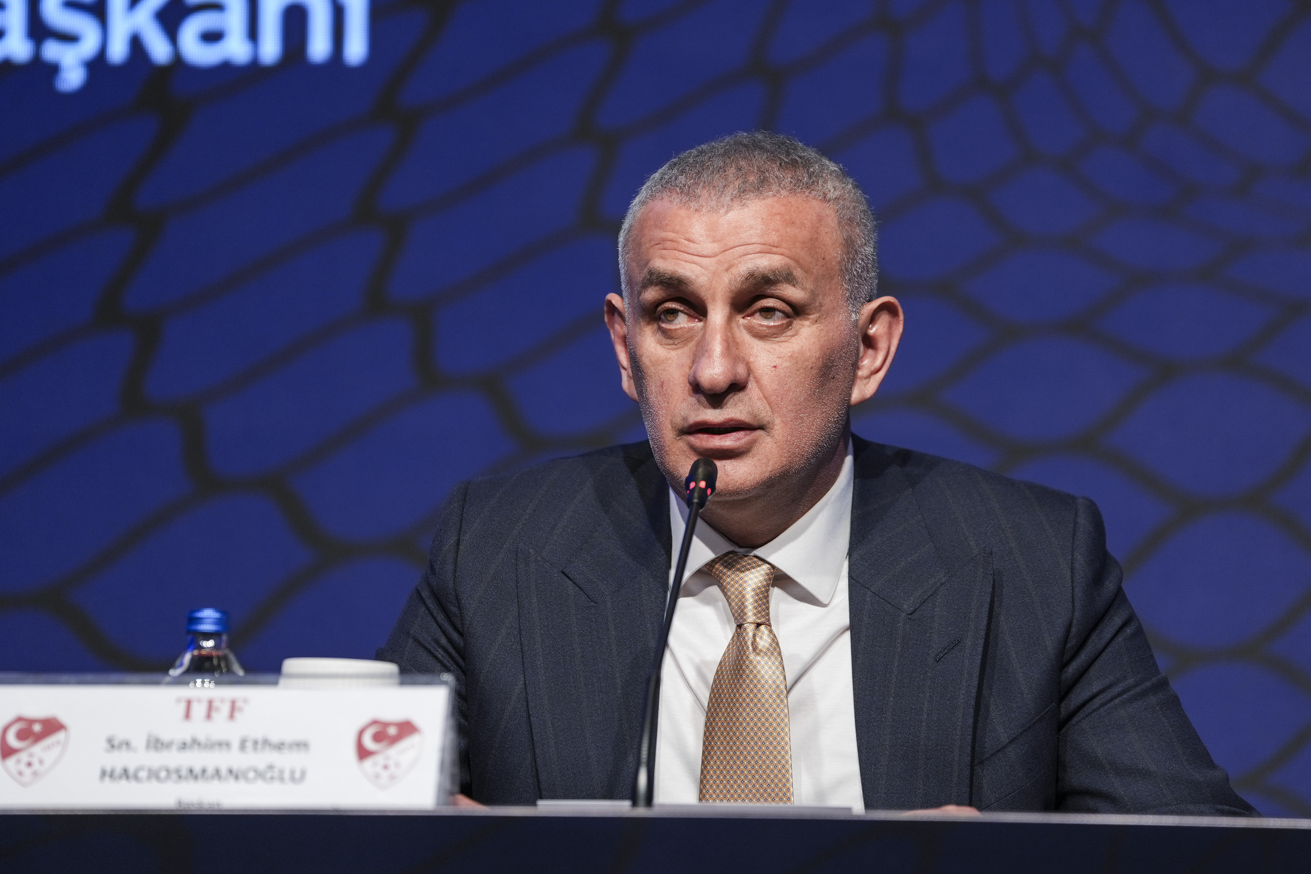 TFF Başkanı Hacıosmanoğlu, 76. FIFA Olağan Kongresi'ne katıldı