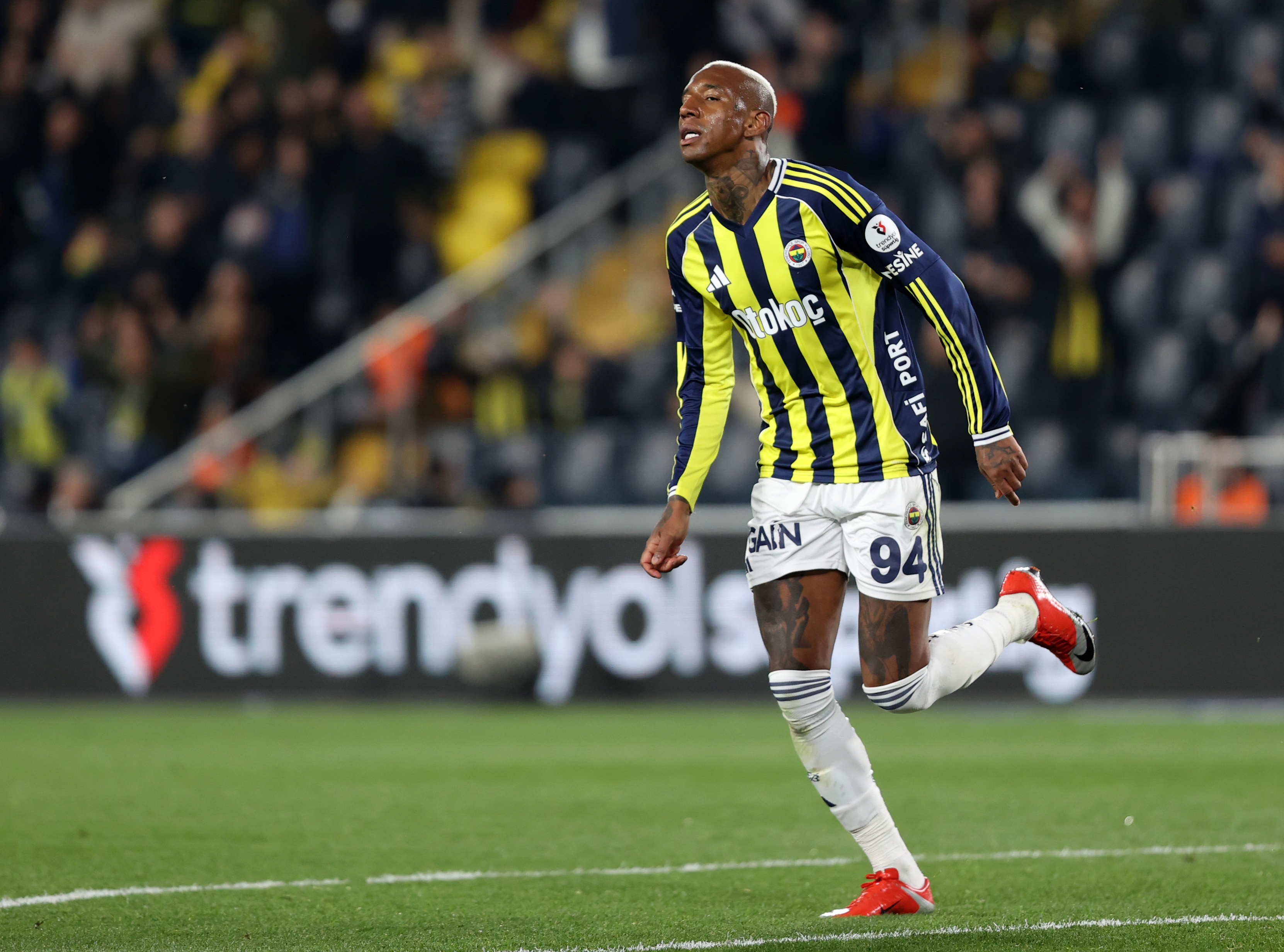 Anderson Talisca: Hedefimiz Şampiyonlar Ligi elemelerinde yer almak