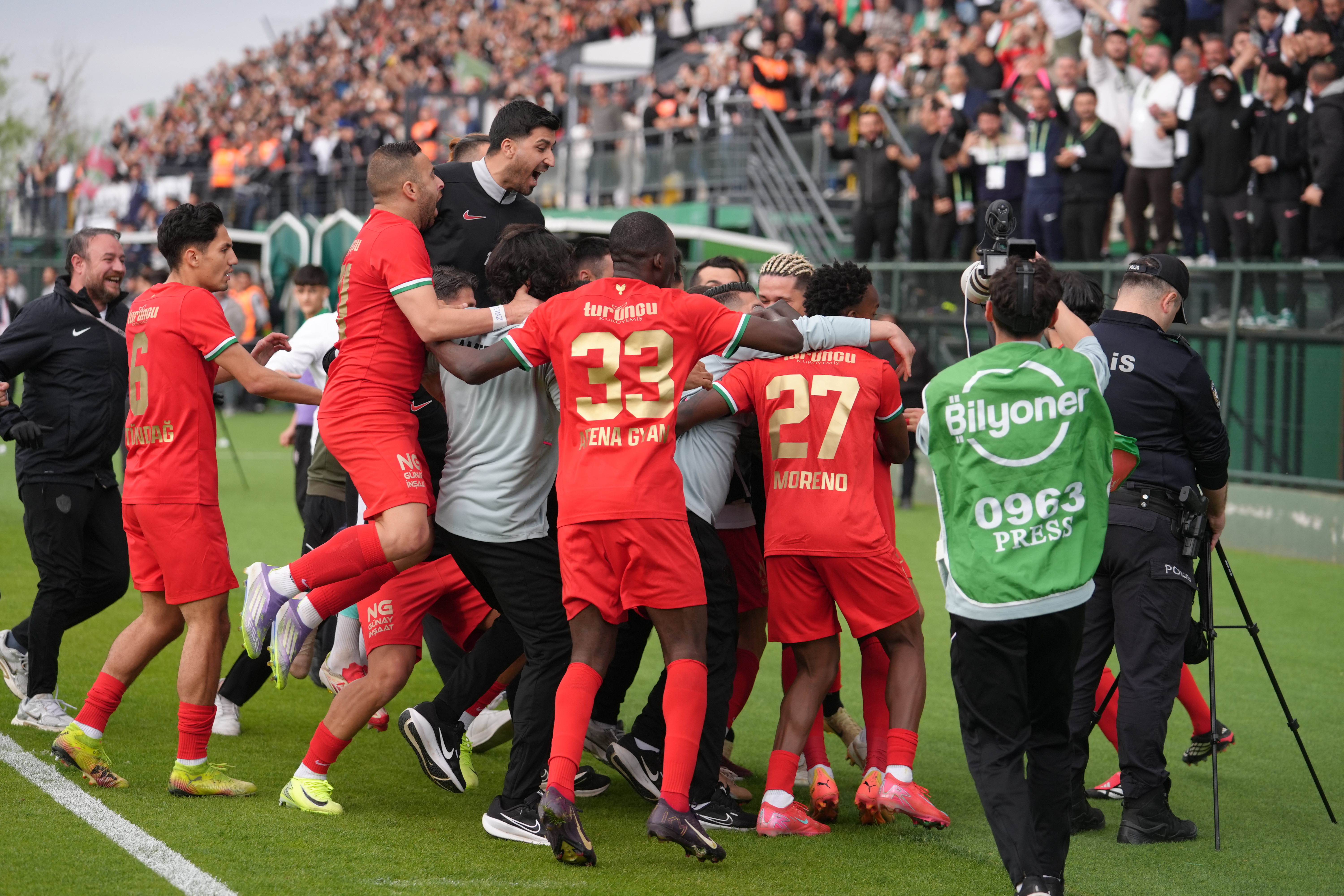 Süper Lig'e yükselen ikinci takım Amedspor!