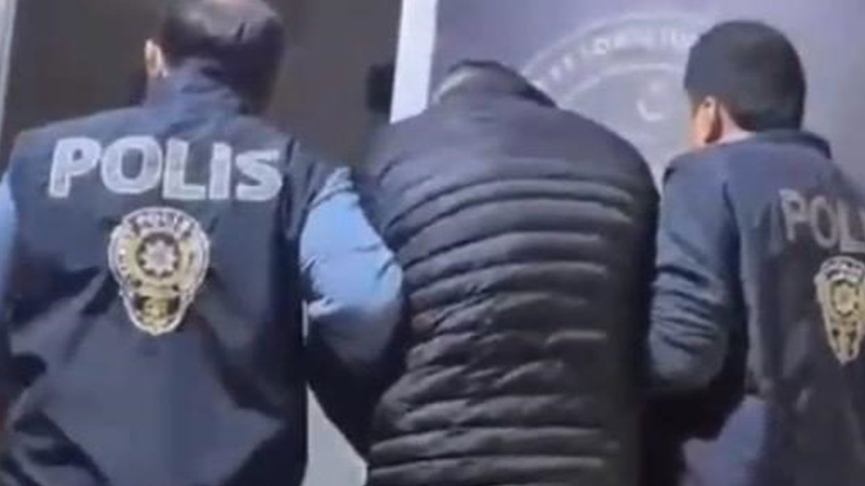 50 yıl hapis cezasıyla aranıyordu! Şüphelinin yakalandığı yer pes dedirtti