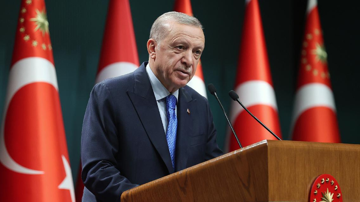 Cumhurbaşkanı Erdoğan'dan Vakıfbank Voleybol Takımı'na tebrik