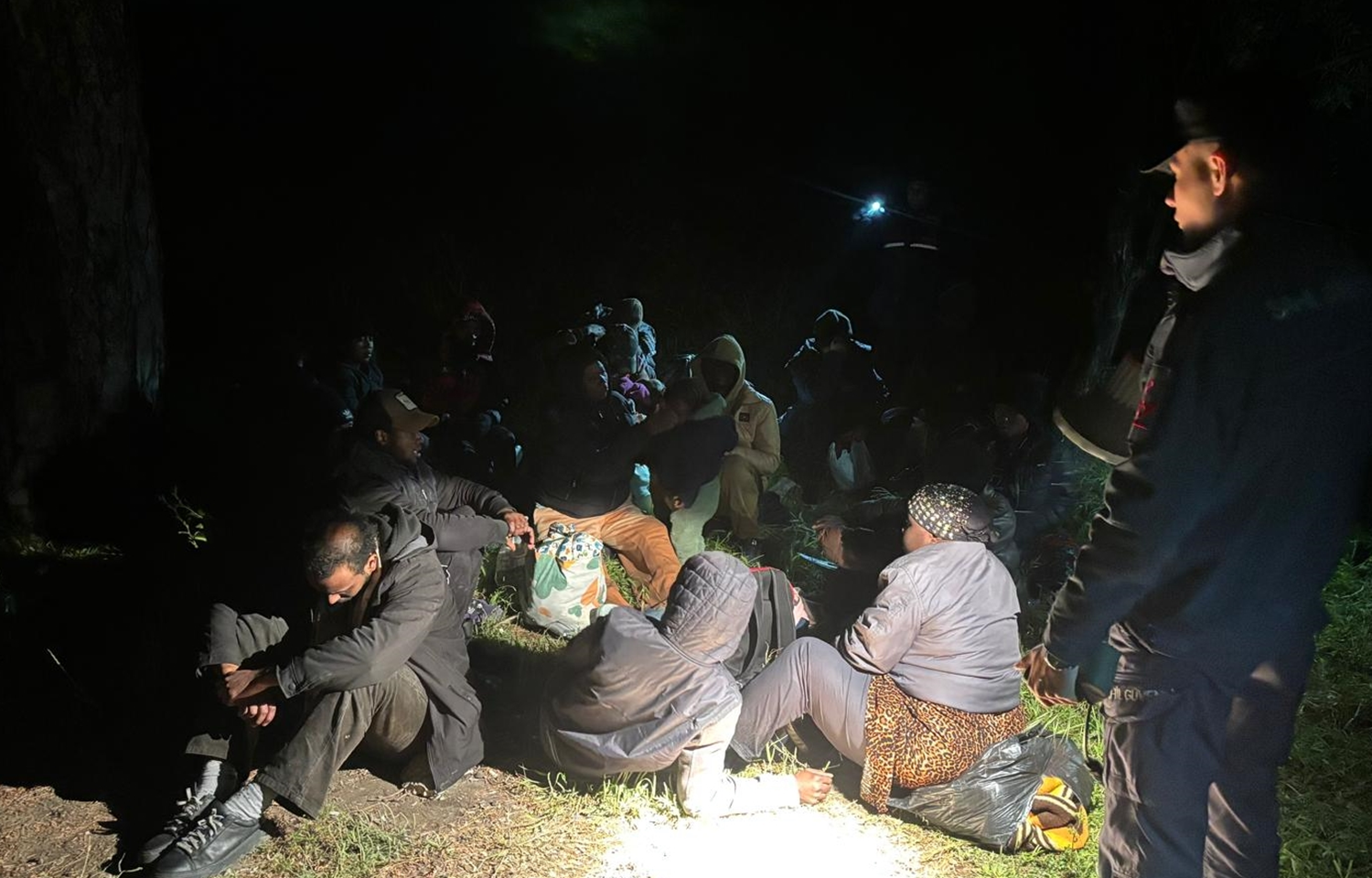 Balıkesir'de 31 düzensiz göçmen yakalandı