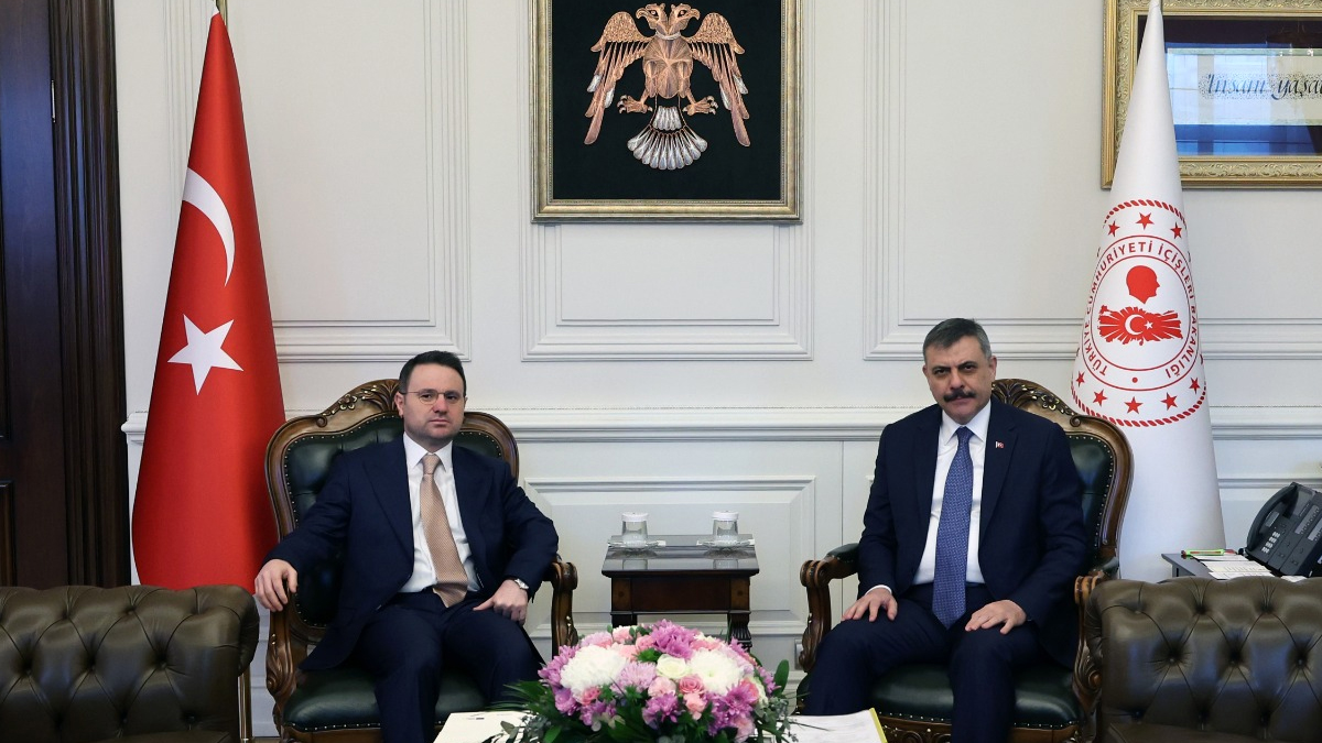 Kamu düzeni ve adalet tesisi masada: Bakan Gürlek'ten Bakan Çiftçi'ye ziyaret