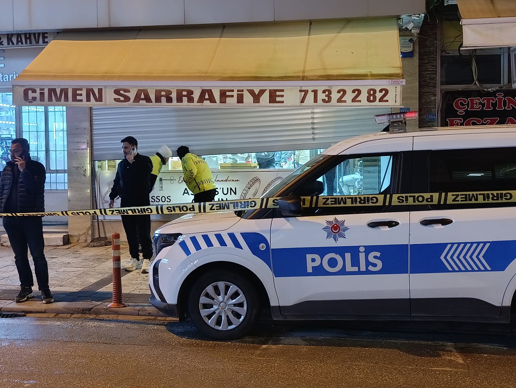 Kırmızı bülten çıkarıldı! 100 kilogram emanet altınla kaçtı