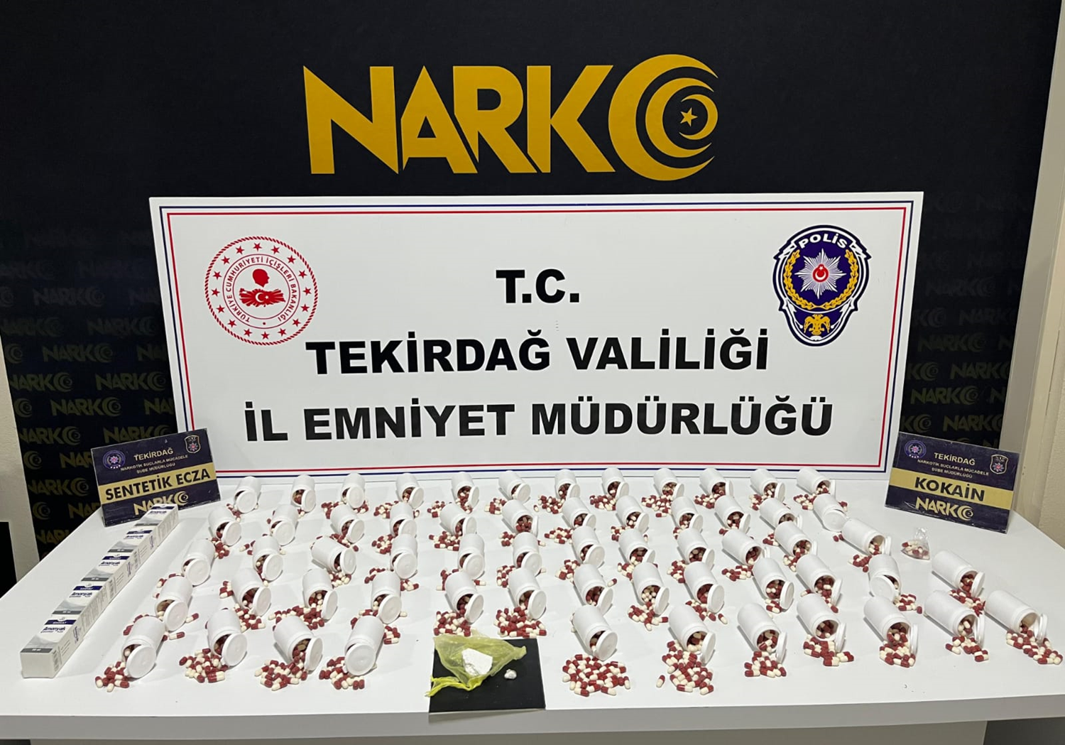 Uyuşturucu çetesine darbe: Binlerce uyuşturucu ele geçirildi