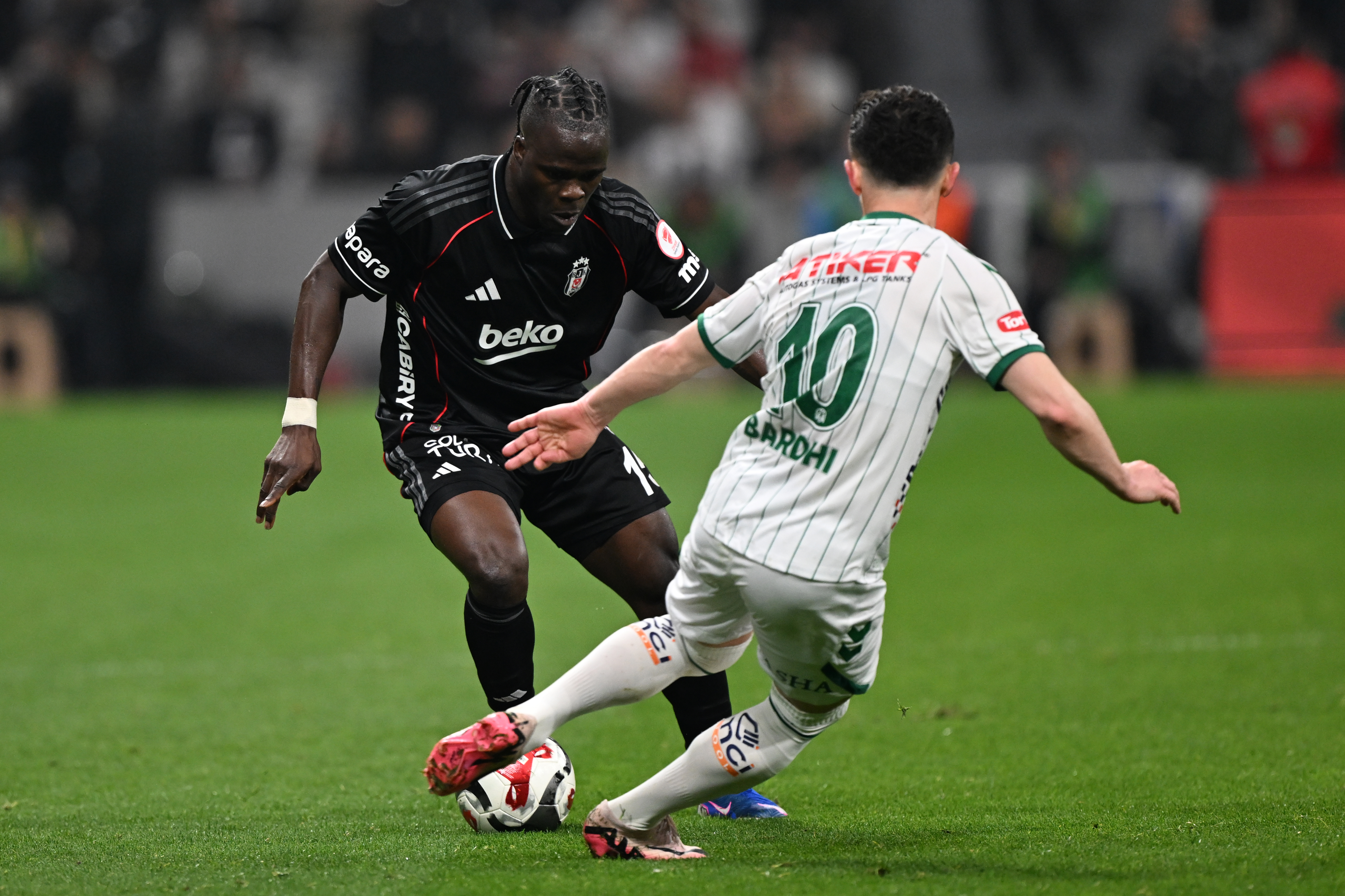 Olaitan özür diledi: Tüm sorumluluk benim