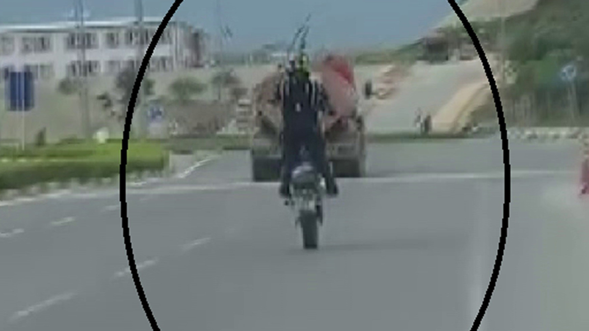 8 saniyelik şov pahalıya patladı: Polis cezada acımadı