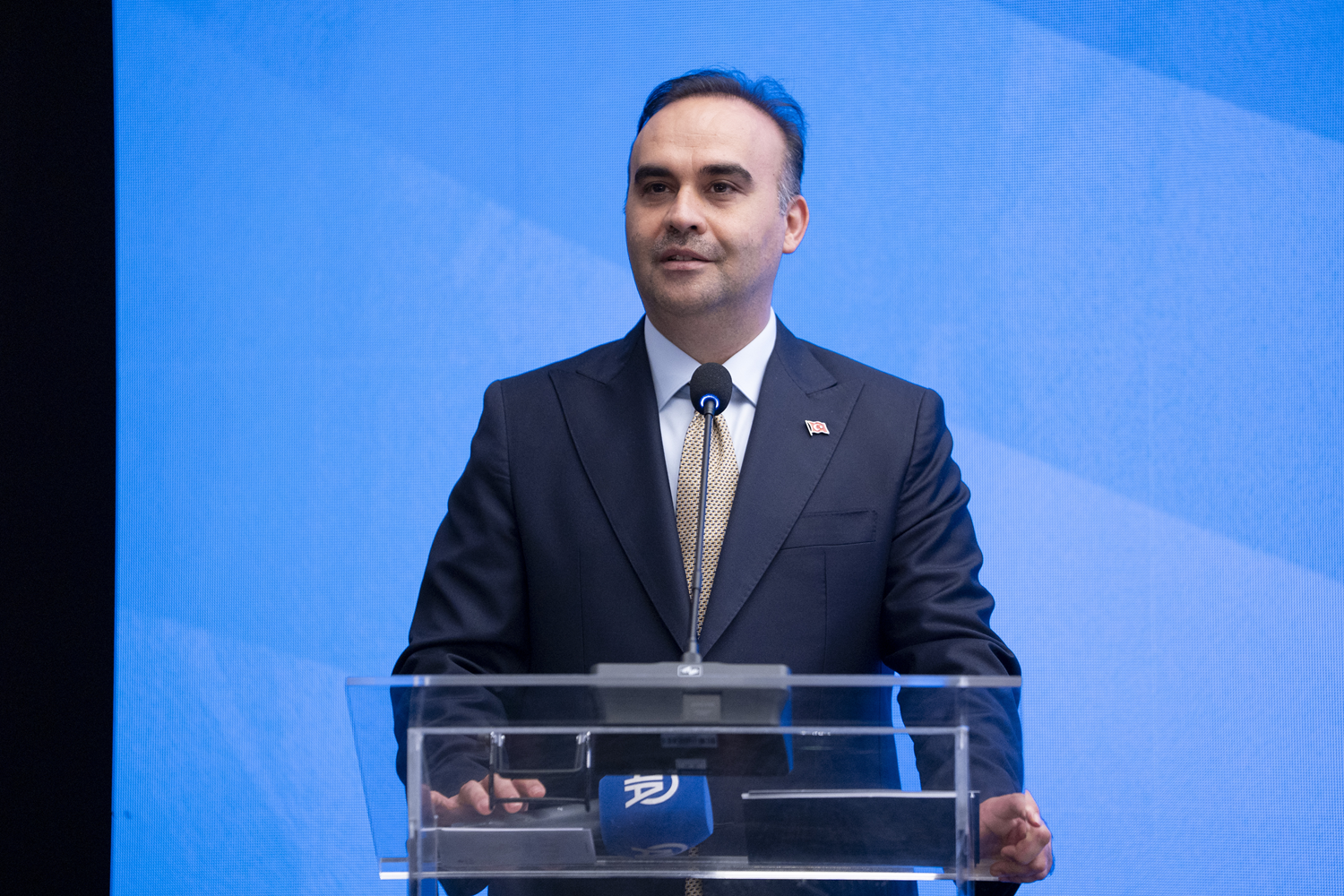 Bakan Kacır'dan KOBİ'lere finansman müjdesi: Tutar 30 milyona çıkarıldı