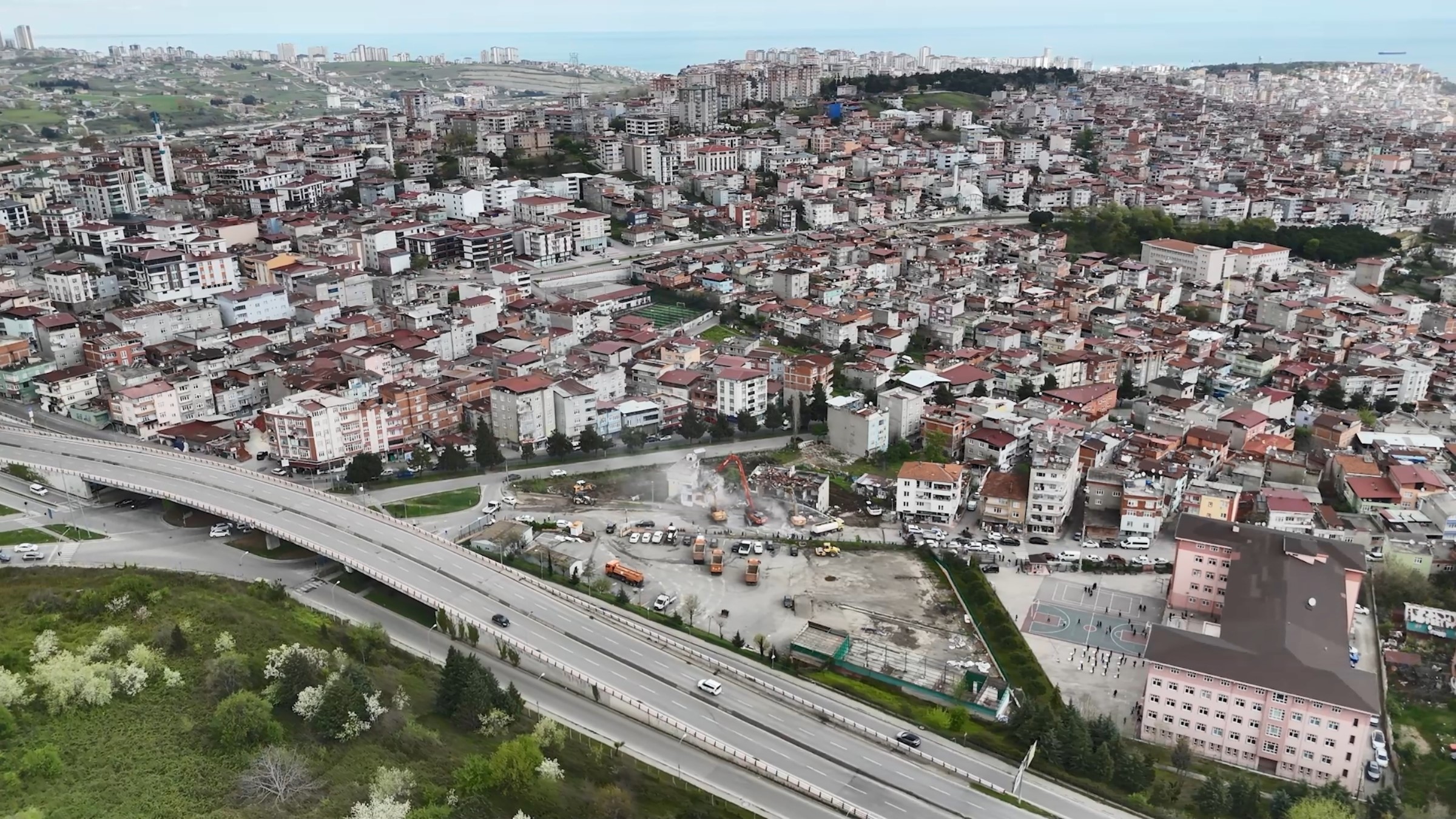 Samsun'da kentsel dönüşüm seferberliği: AK Partili belediye düğmeye bastı