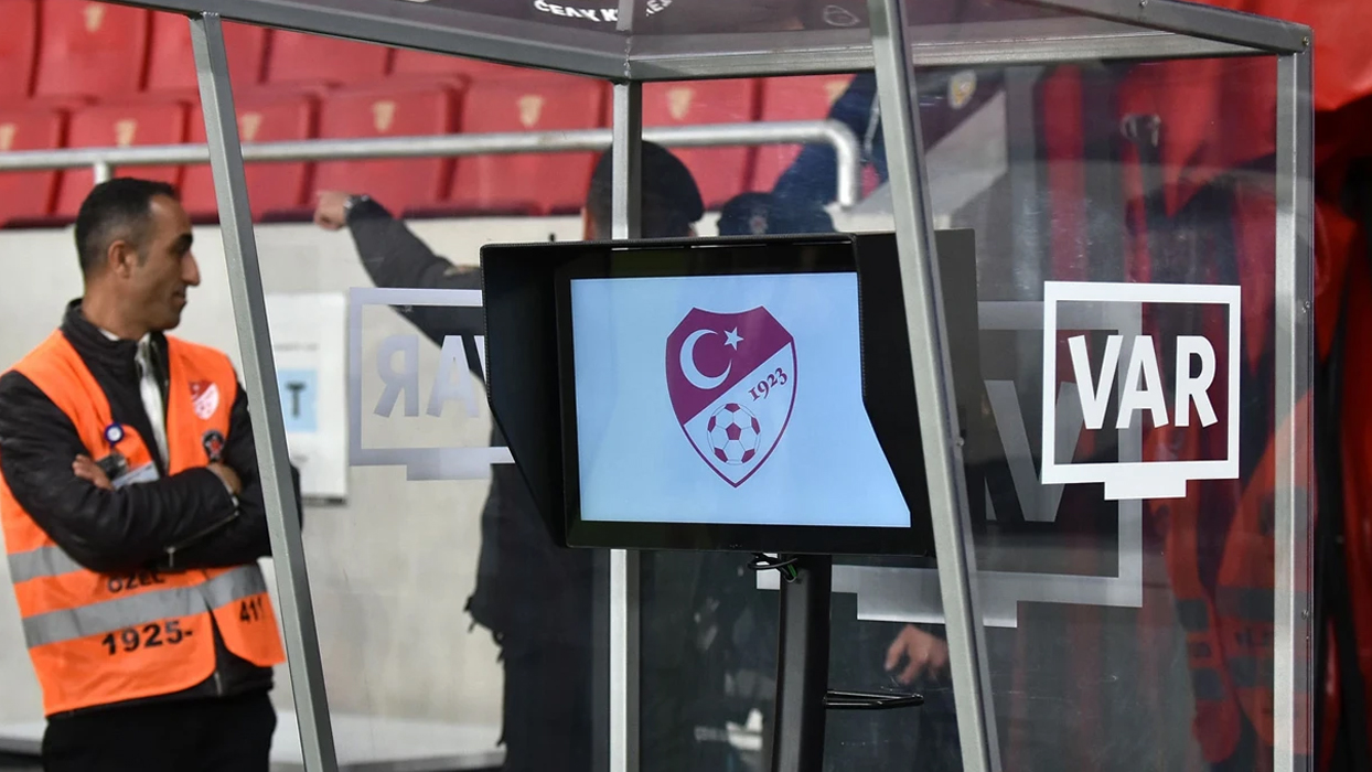 Süper Lig'de 33. hafta maçlarının VAR hakemleri belli oldu