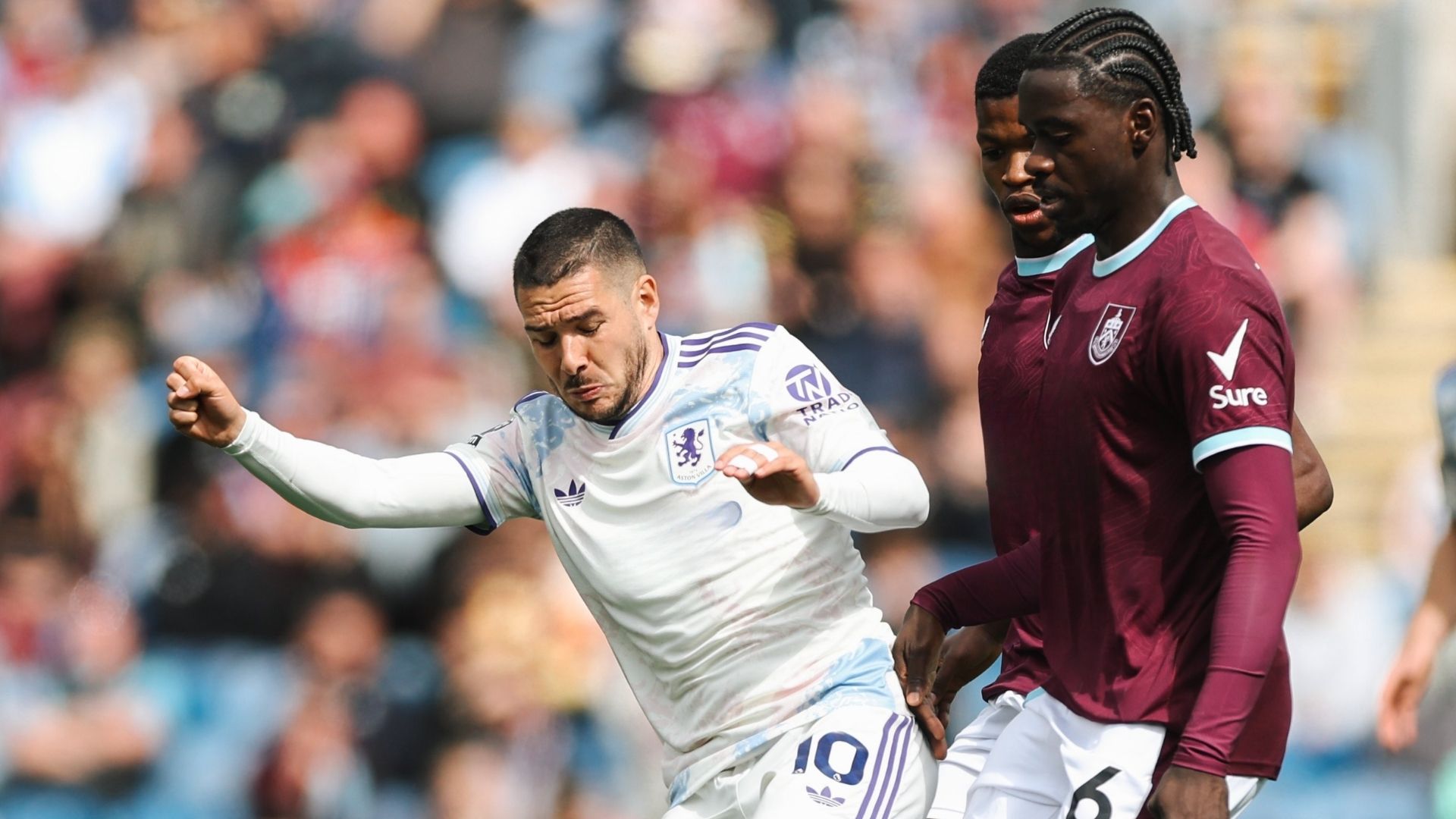 Aston Villa'nın Premier Lig'de galibiyet hasreti 4 maça çıktı