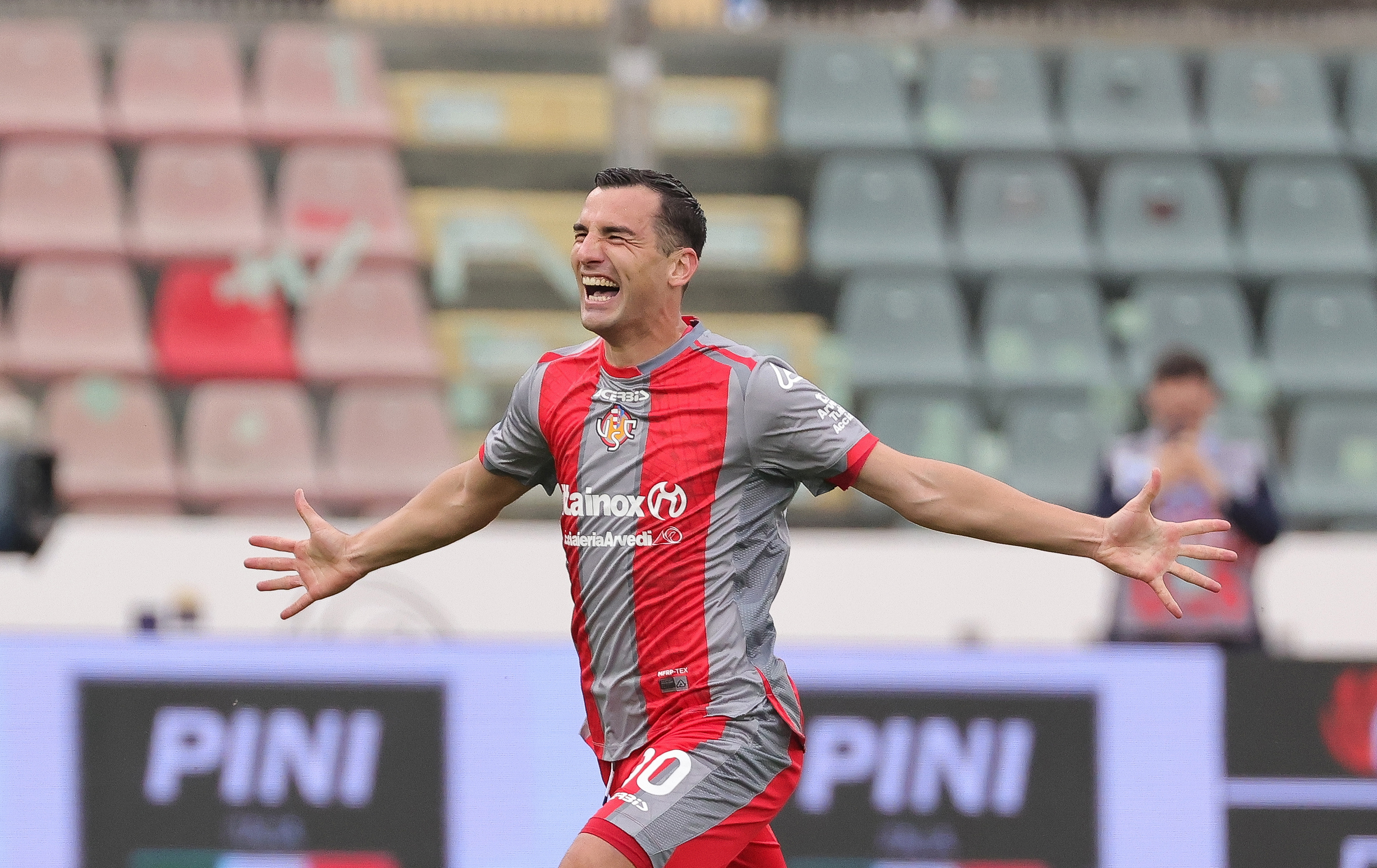 Küme düşme hattında Cremonese'den kritik galibiyet