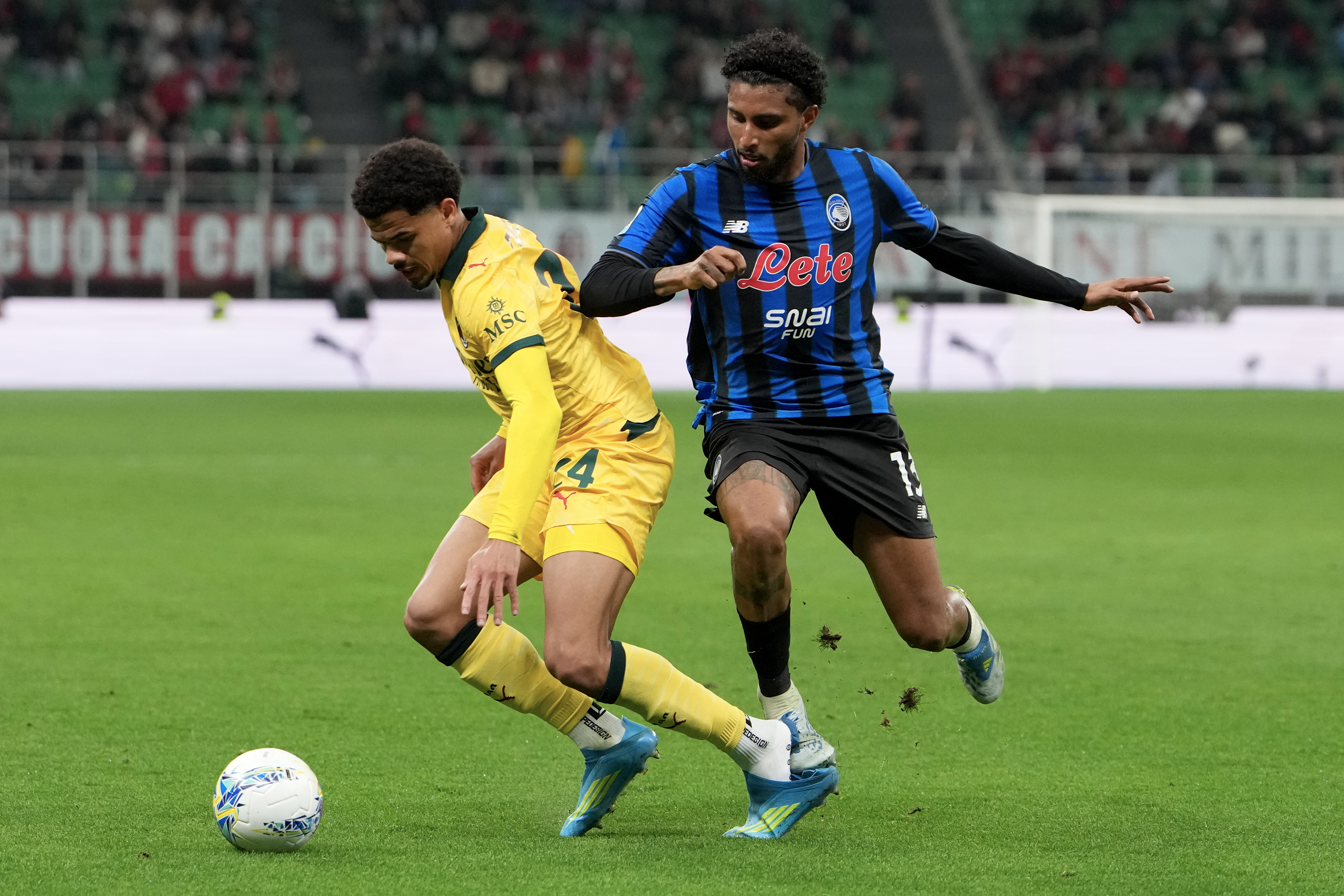 Milan evinde yıkıldı: Devler Ligi tehlikede