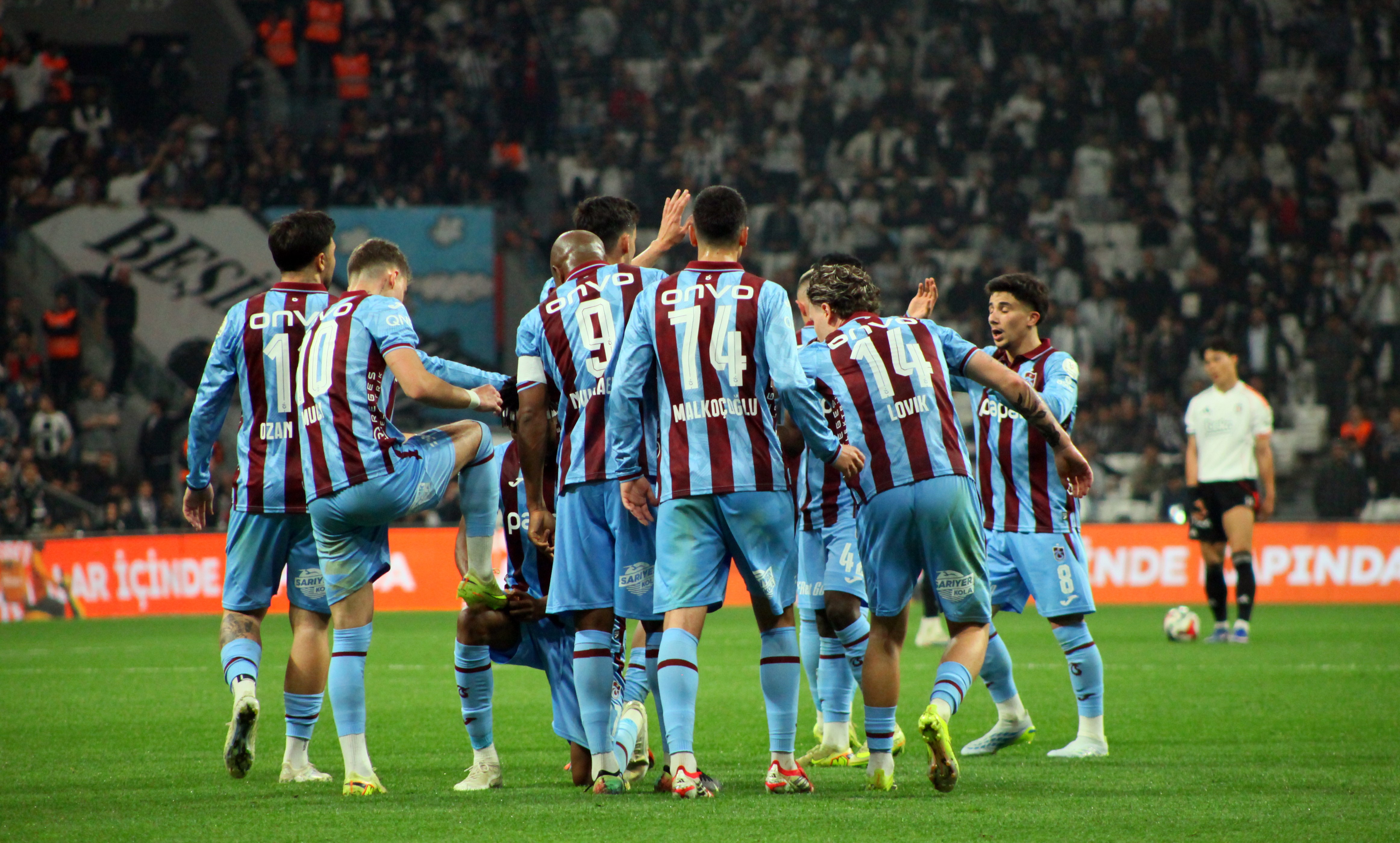 Trabzonspor'da puanların yarısı İstanbul takımlarından