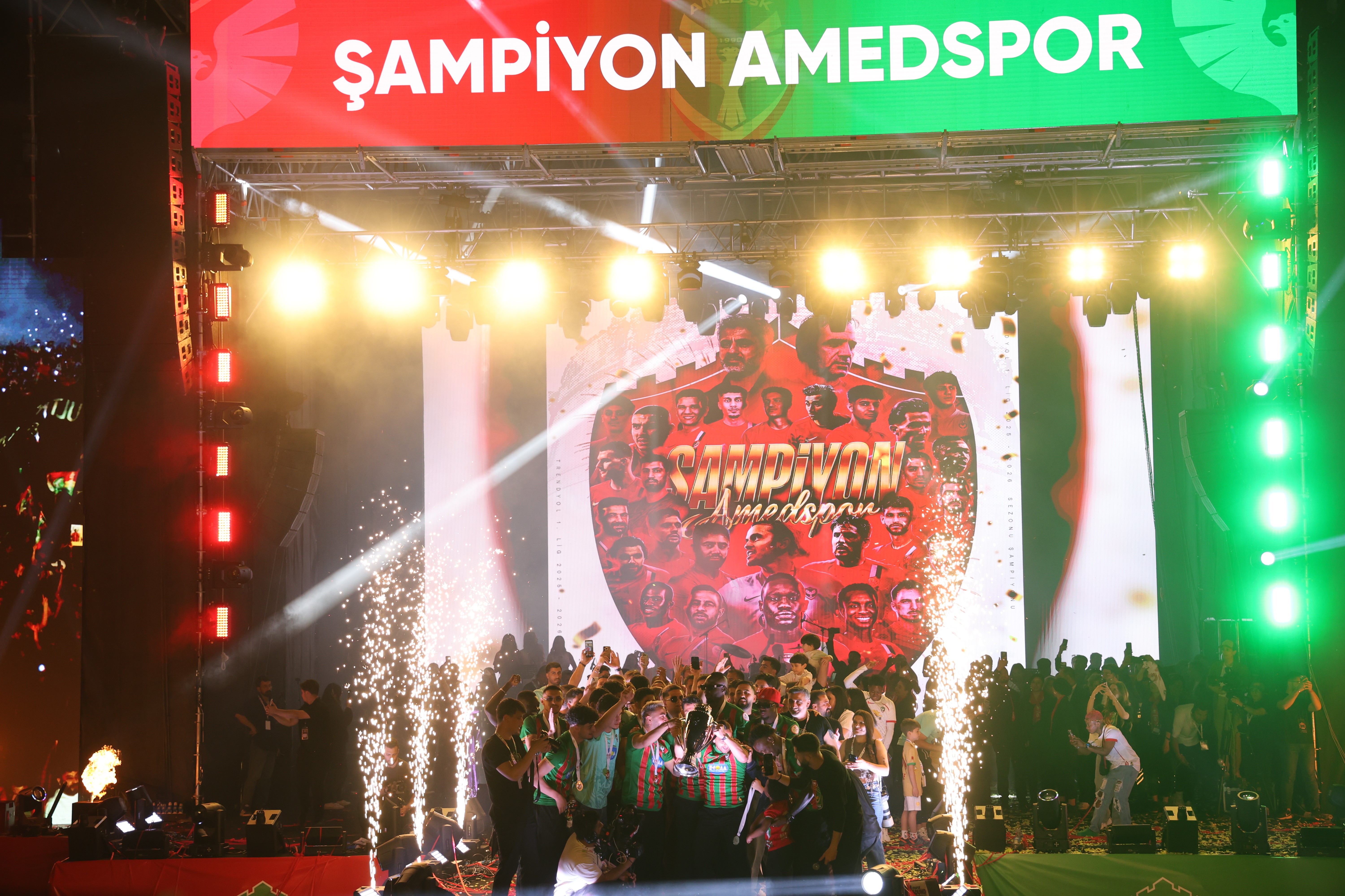 Amed Sportif Faaliyetler kupasına kavuştu