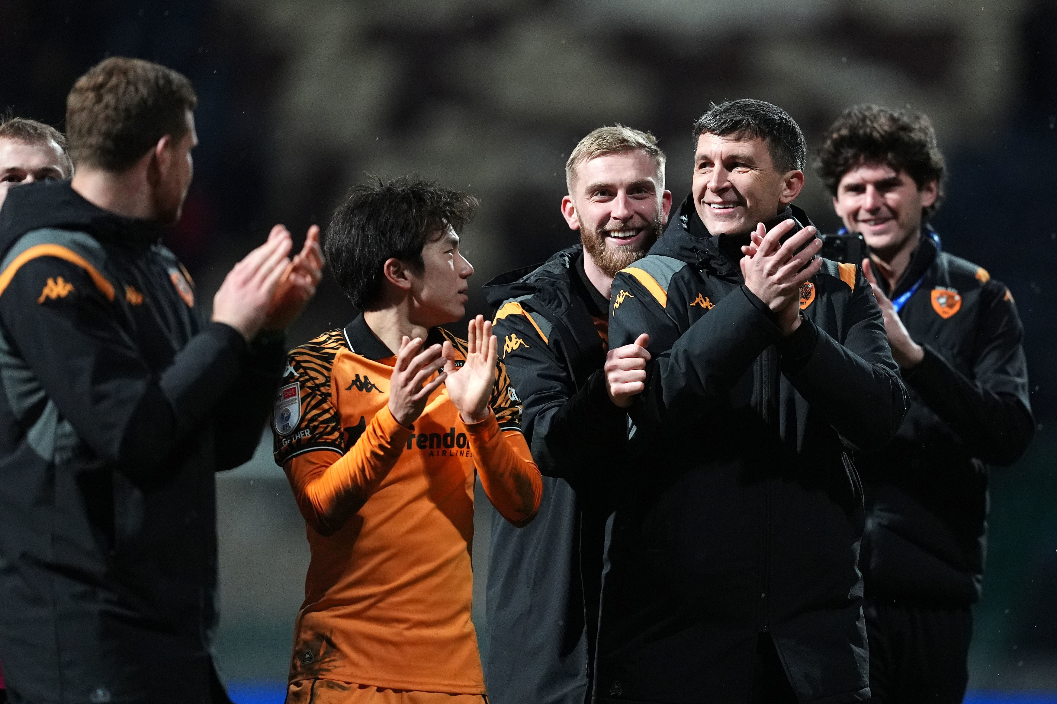 Hull City, Premier Lig'e 1 maç uzaklıkta!
