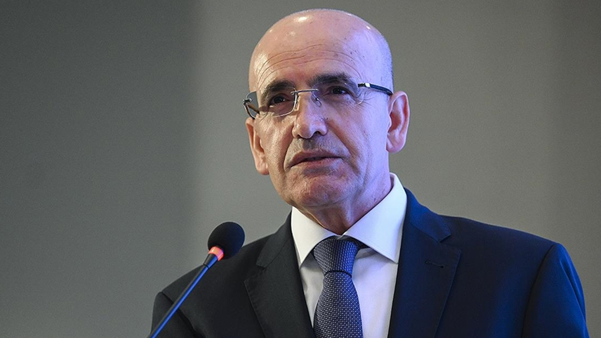 Bakan Şimşek: Yıllık cari açığın belirgin şekilde gerilemesini öngörüyoruz