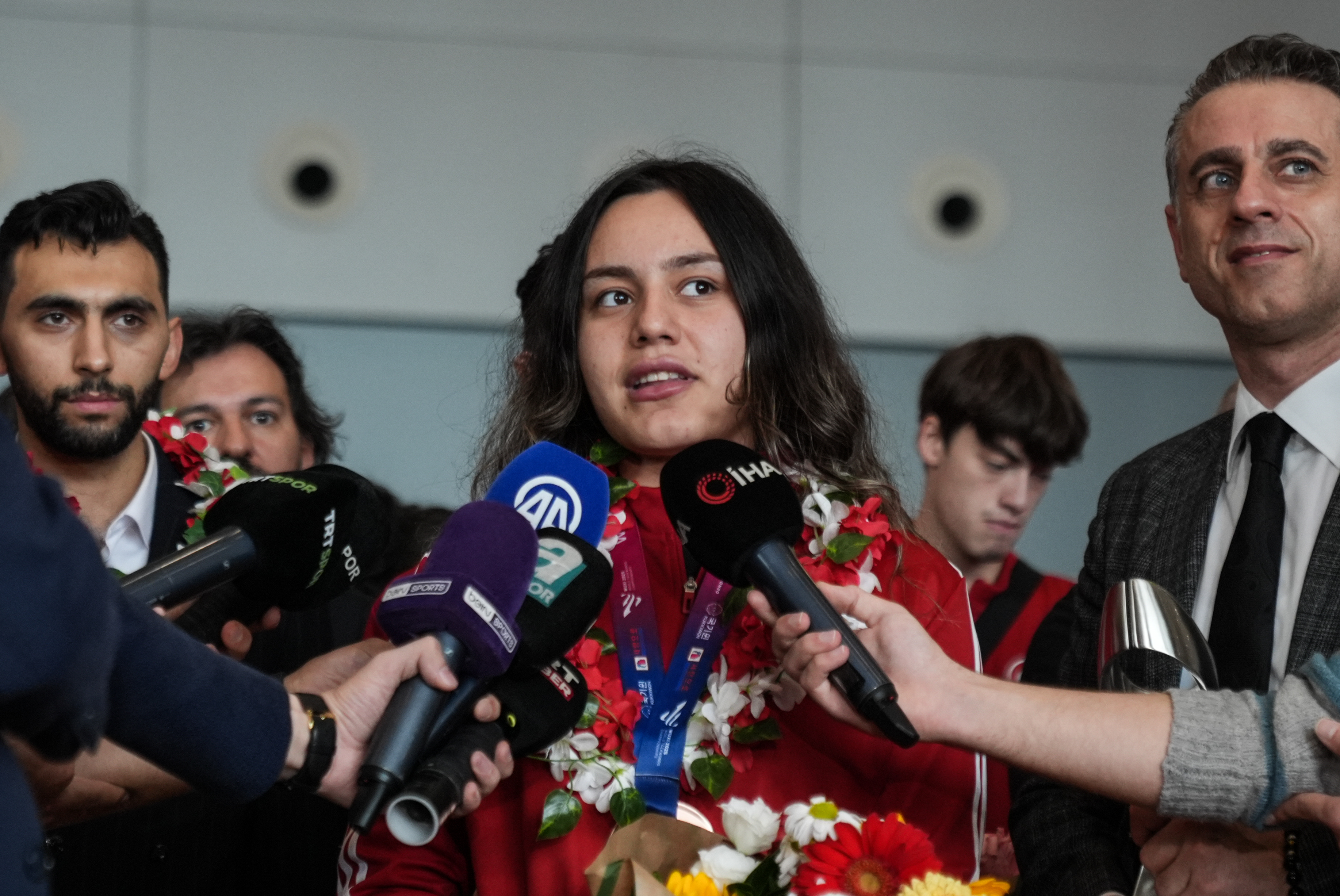 Milli tekvandocu Sude Yaren'den gümüş madalya