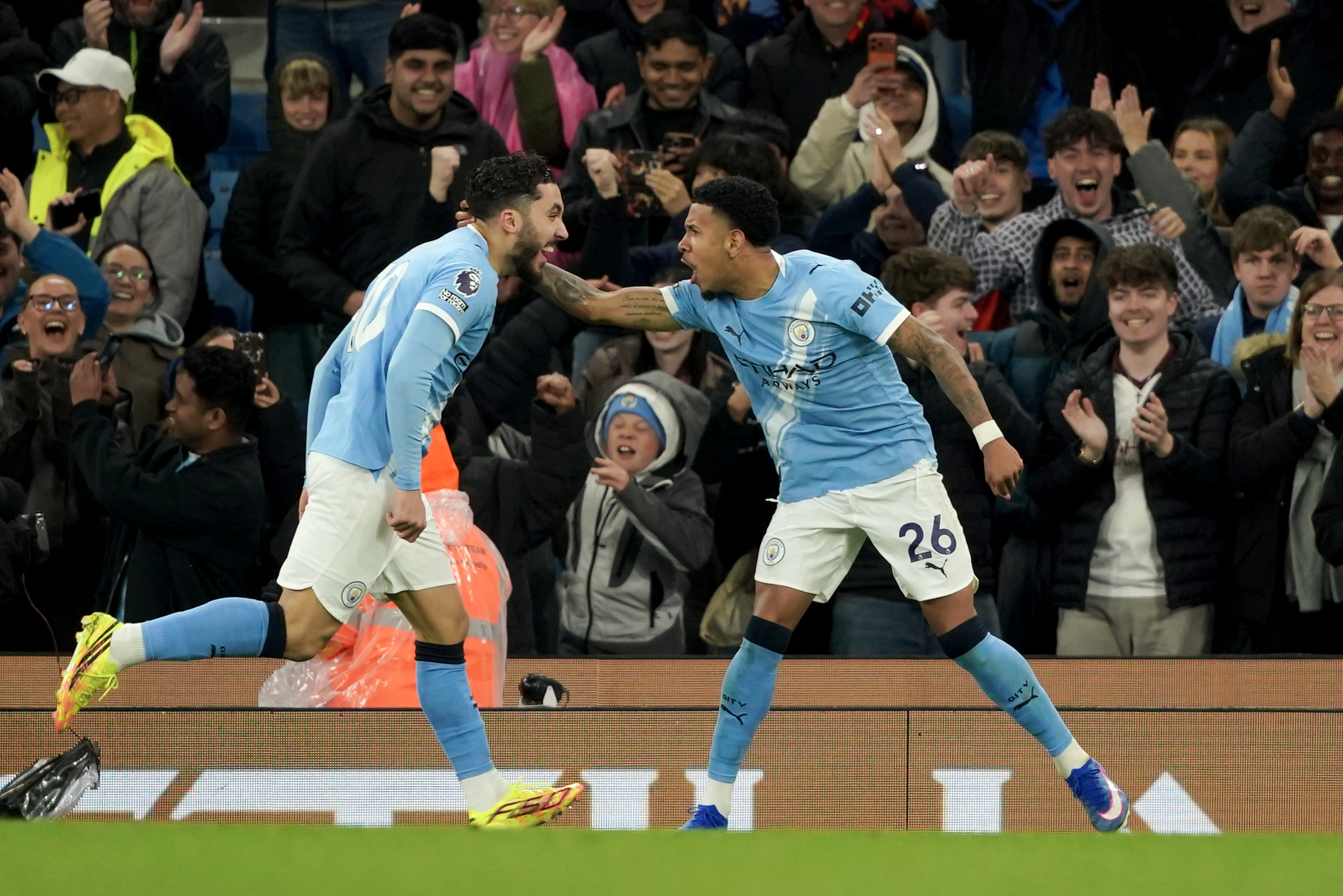 Manchester City hata yapmadı: Zirve takibini sürdürdü!