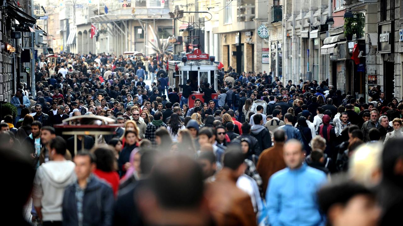 Türkiye'nin yüzde 14,8'ini genç nüfus oluşturuyor