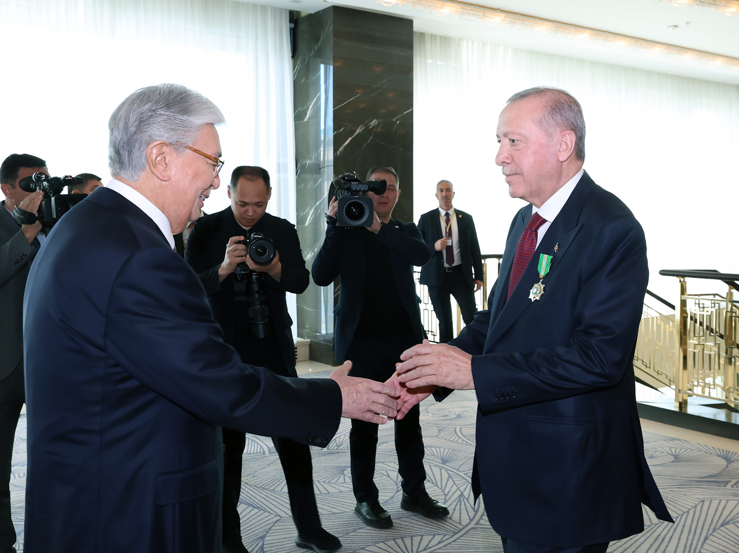 Başkan Erdoğan Türkistan'a gitti
