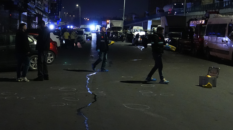 İstanbul'da hareketli anlar! Polis uyarı ateşi açtı