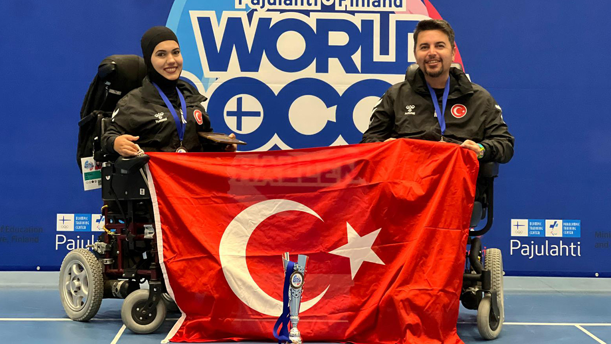 Para milli sporculardan bronz madalya