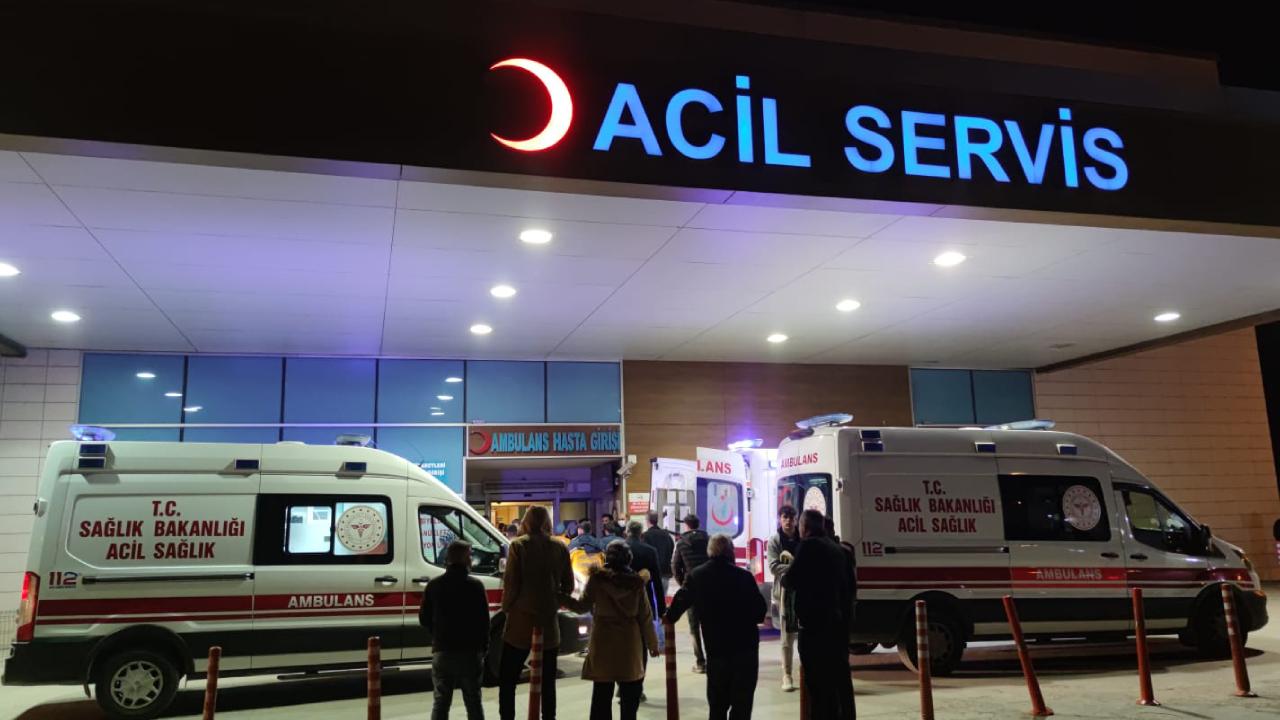 Okul gezisinde 20 öğrenci zehirlenme şüphesiyle hastaneye kaldırıldı
