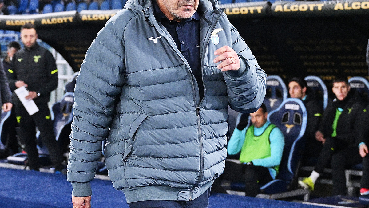 Fenerbahçe dünyaca ünlü teknik direktörün kapısını çaldı!