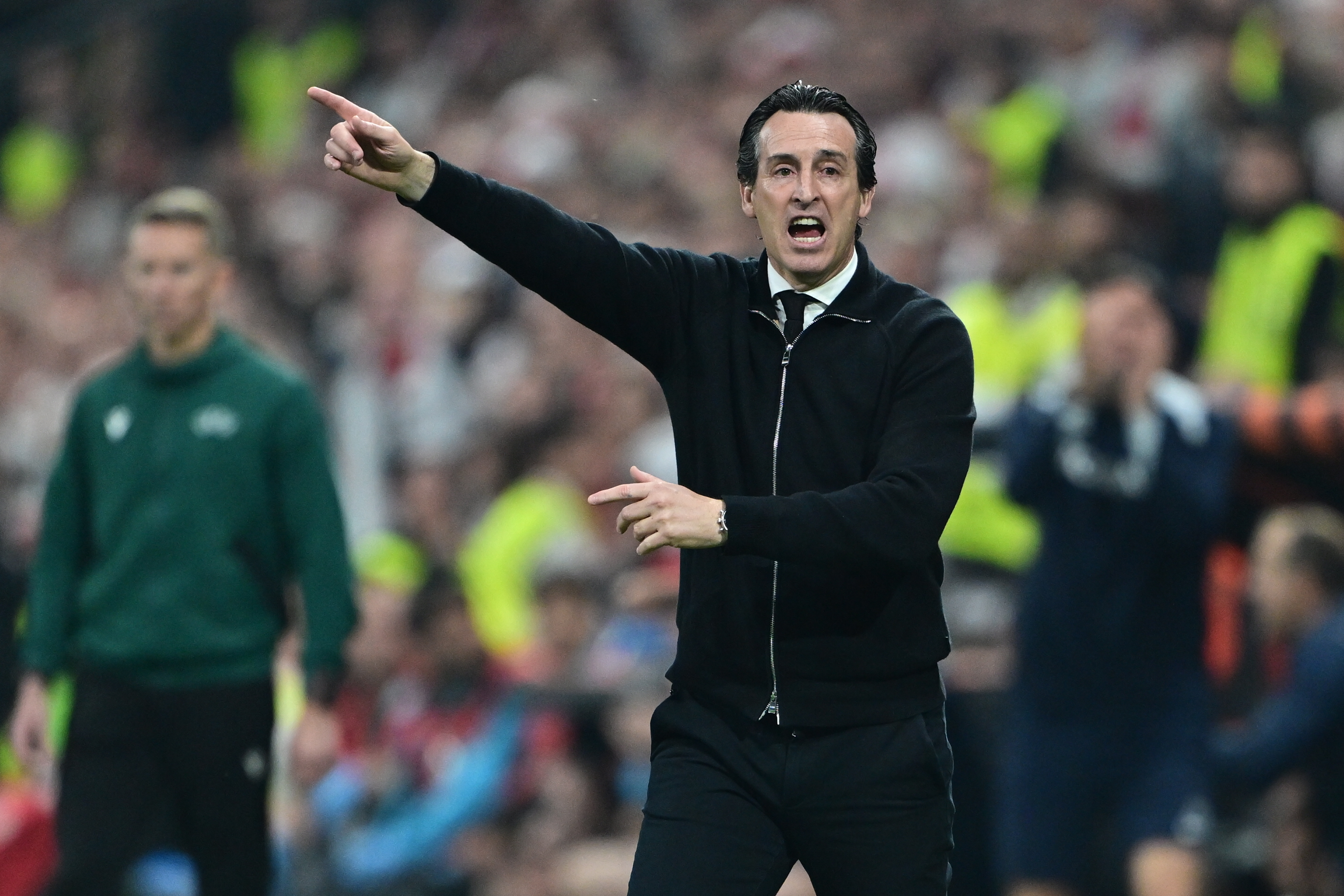 Unai Emery tarihe geçti! Avrupa Ligi'nde 5. zafer