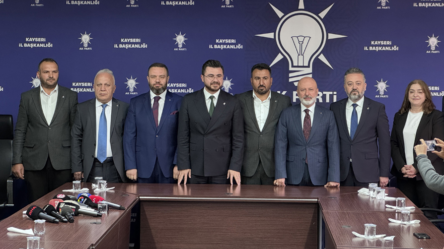 Yeniden Refah'ta deprem! İstifa edip AK Parti'ye katıldılar