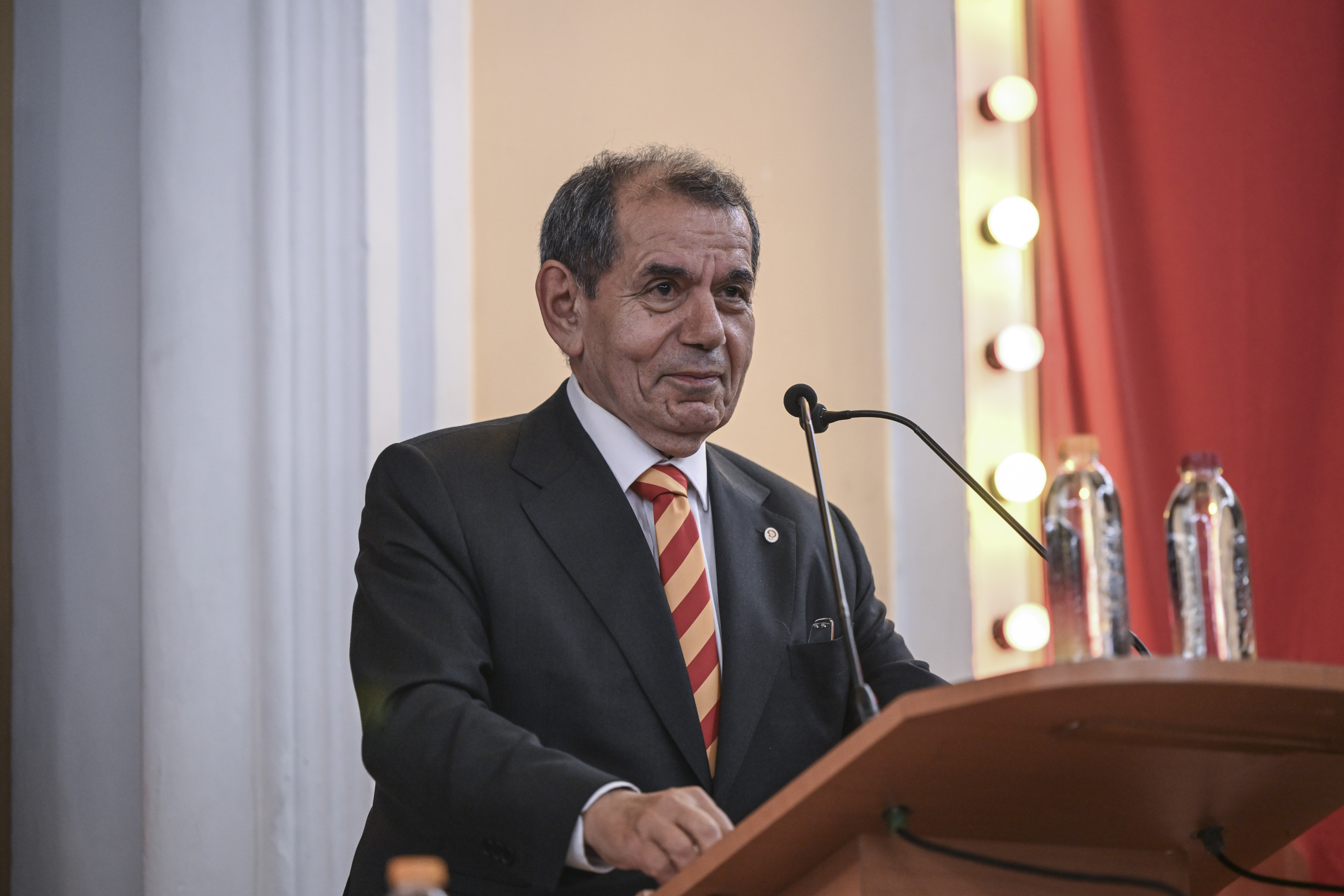 Dursun Özbek: Galatasaray için kurduğumuz tüm hayalleri gerçek yapacağız