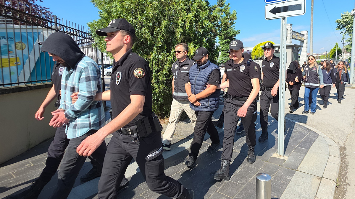 Düzce'de hayali staj vurgunu: 9 kişi tutuklandı