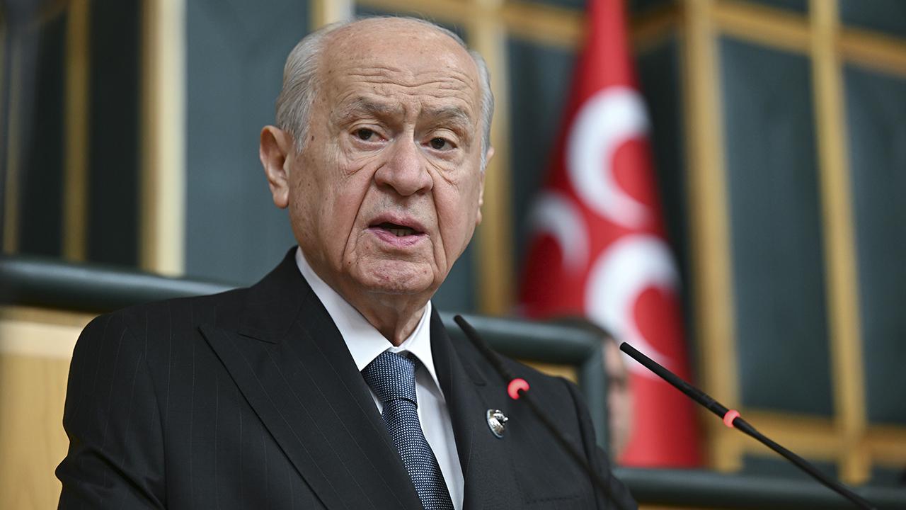 MHP Genel Başkanı Bahçeli'den Trabzonspor'a tebrik