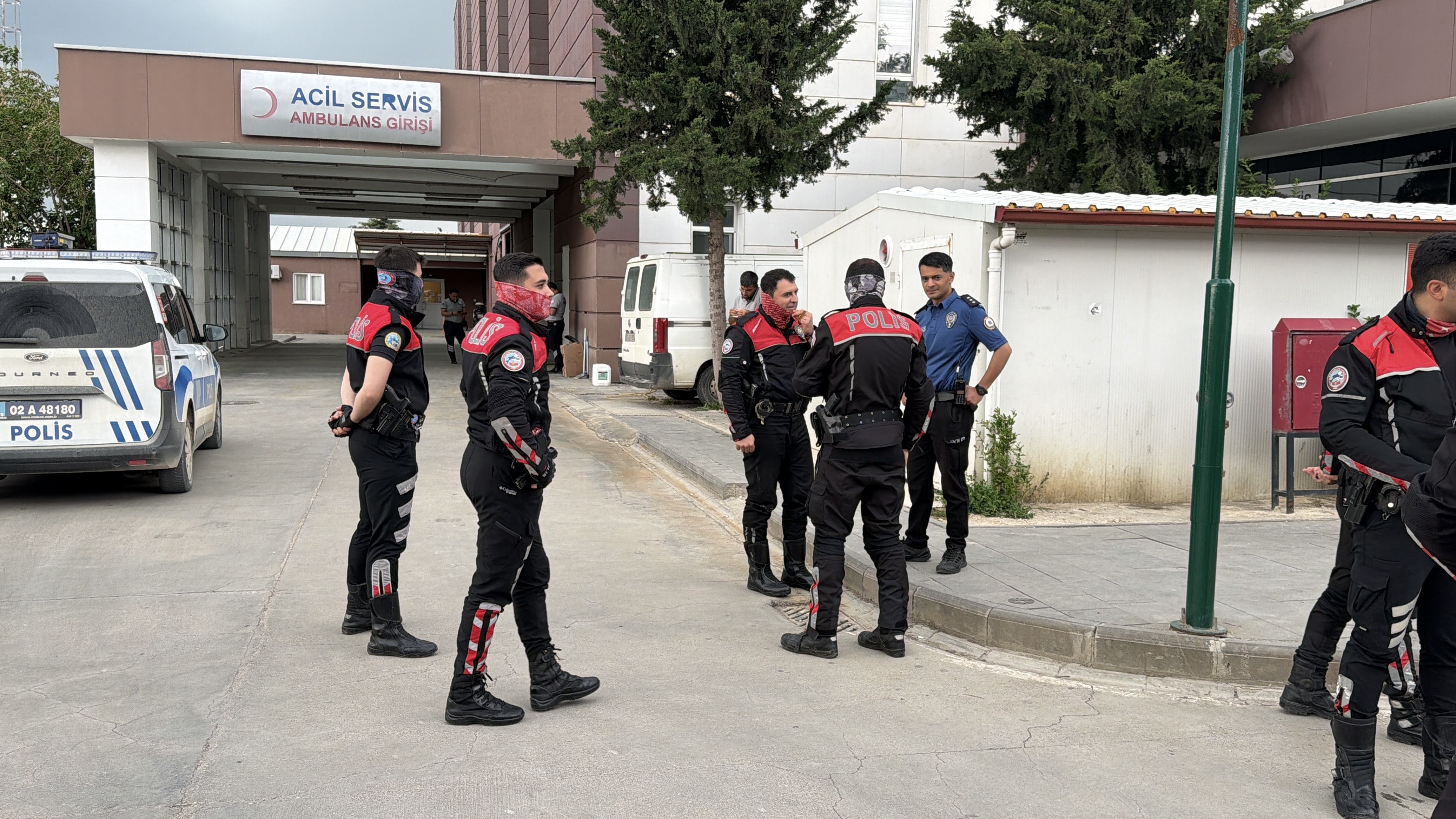 Sopalı, baltalı arazi kavgası: Çok sayıda yaralı var