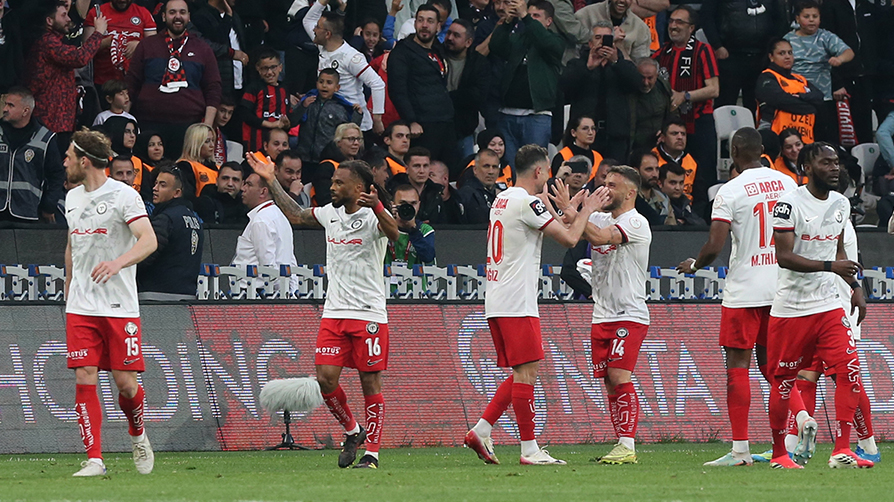 Çorum FK, Süper Lig'de! Finalde Esenler Erokspor'u devirdi