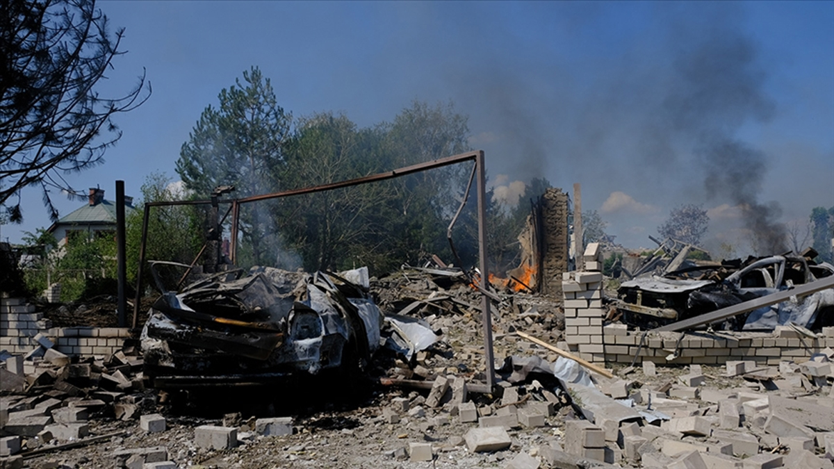 Rusya, Kiev'i vuruyor: Ölü ve çok sayıda yaralı var