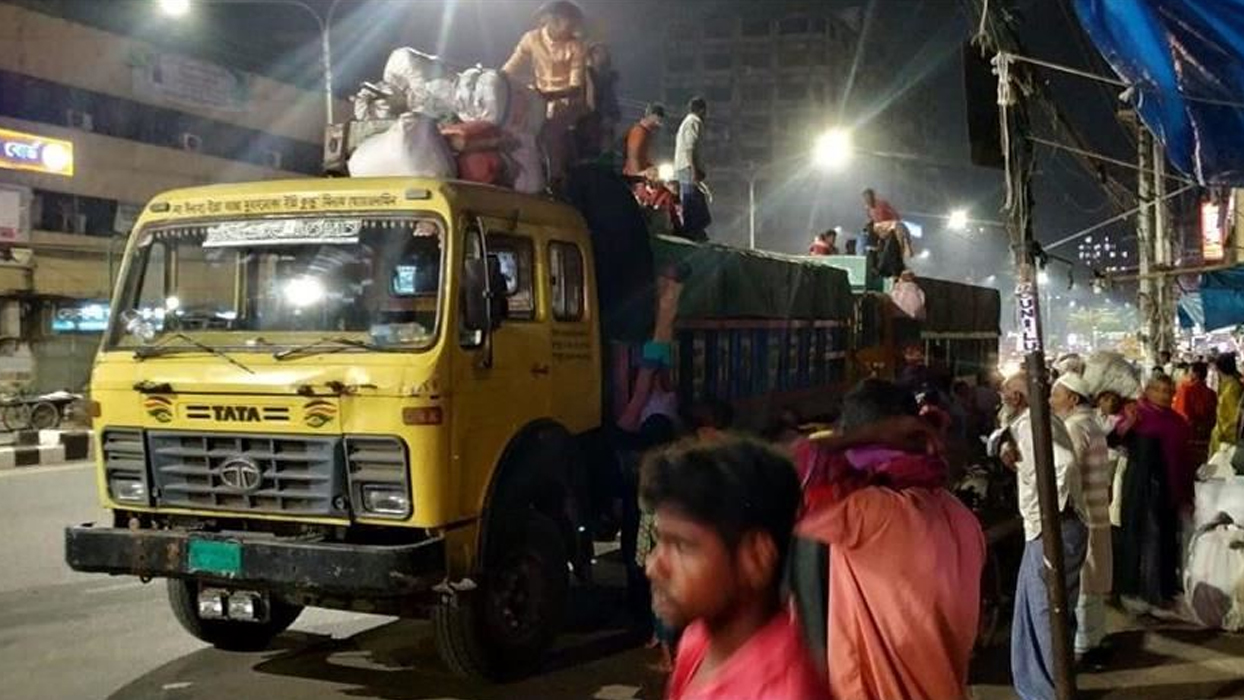 Bangladeş'te kamyon faciası: Çok sayıda ölü var